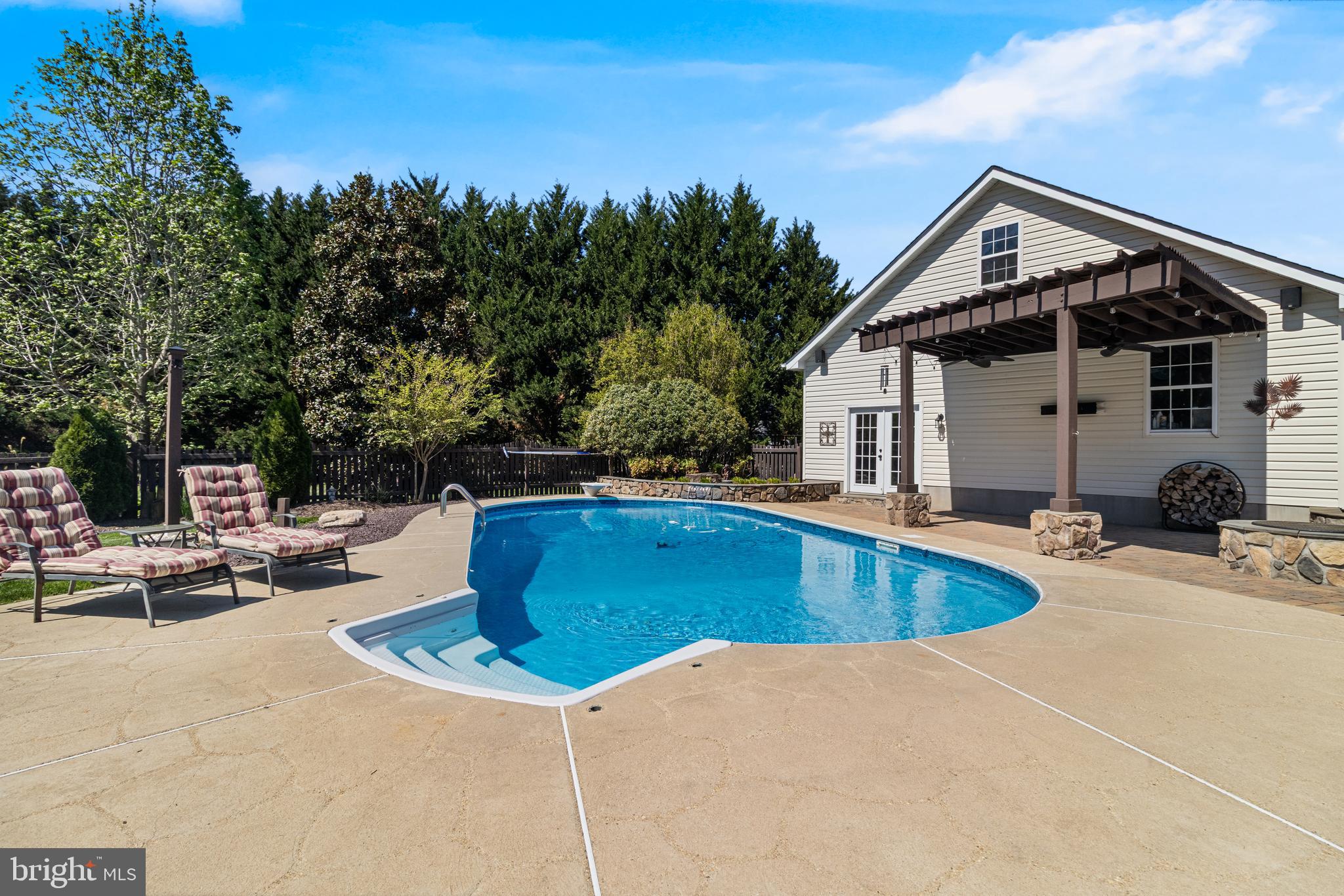 CHURCH CROSSING - Residential