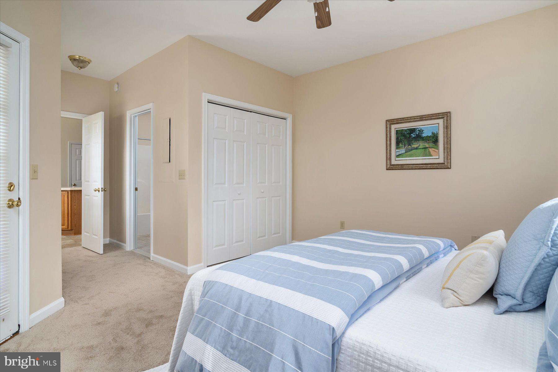 WAYLANDS - Residential