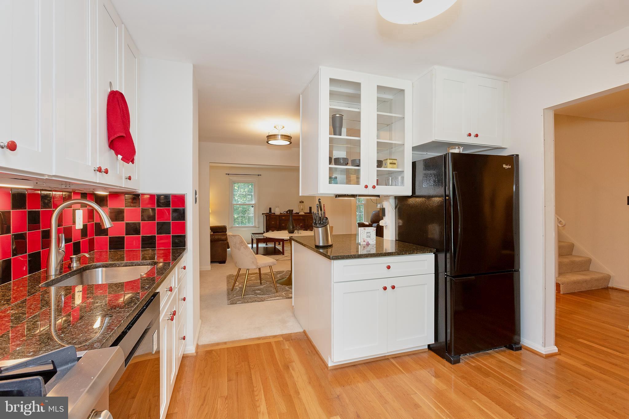 SPRING WOODS - Residential