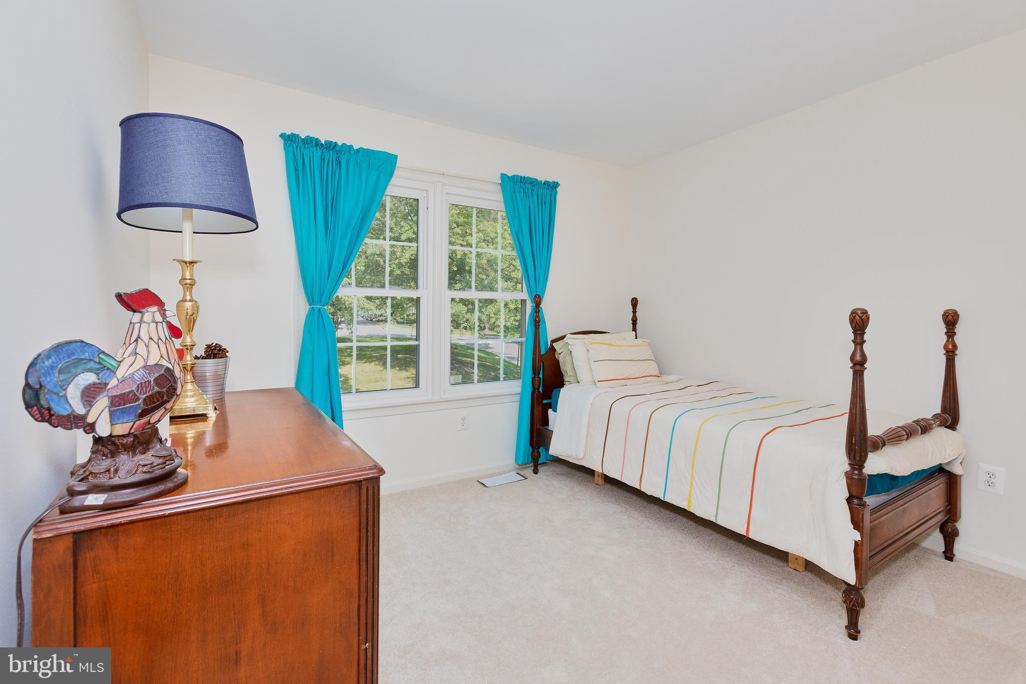 SPRING WOODS - Residential