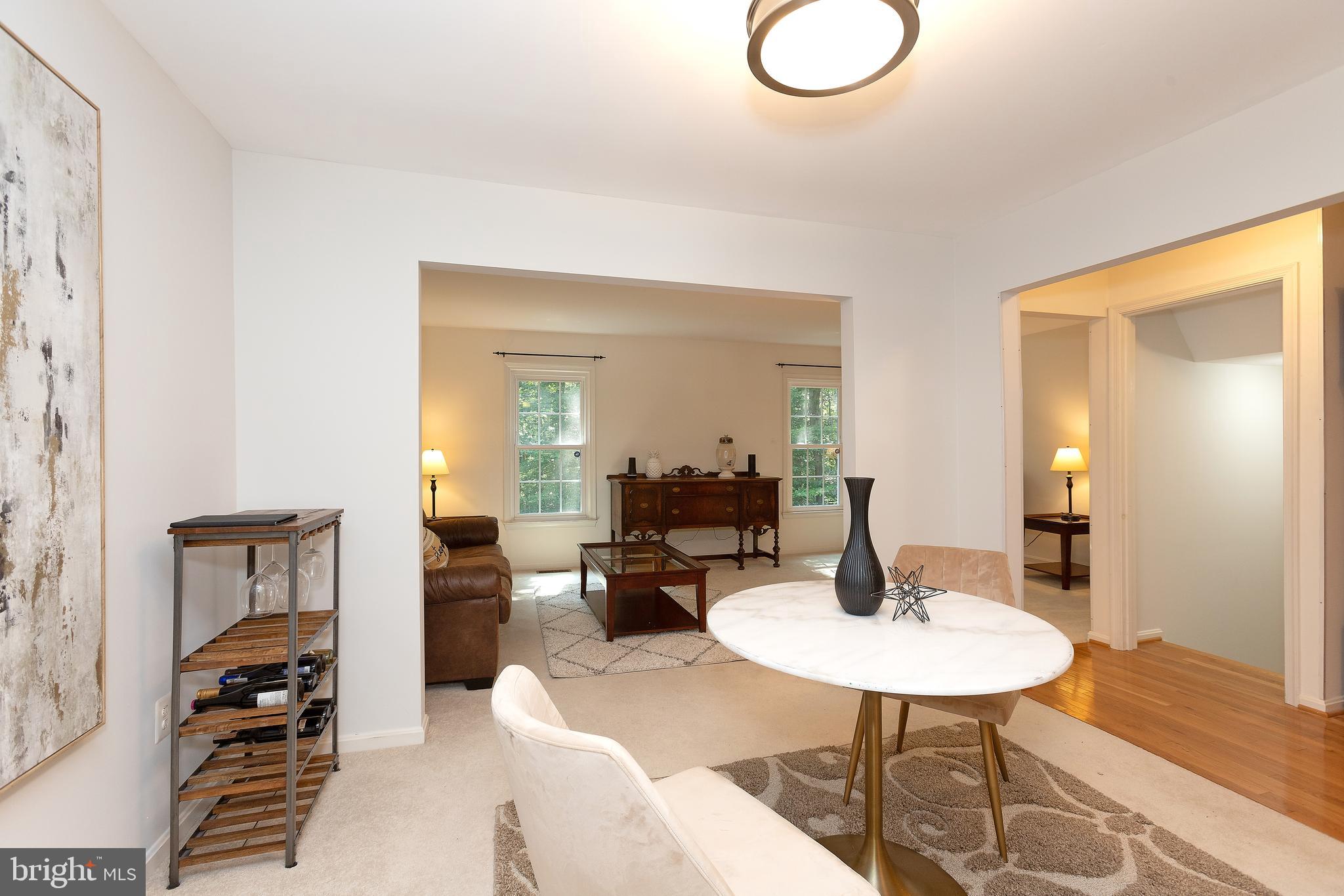 SPRING WOODS - Residential