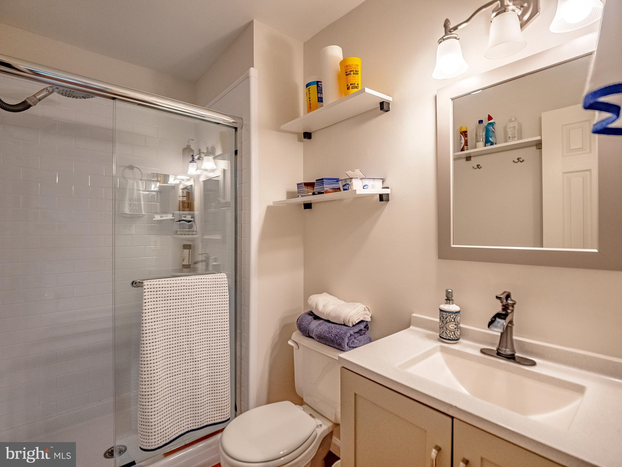 SPRING WOODS - Residential