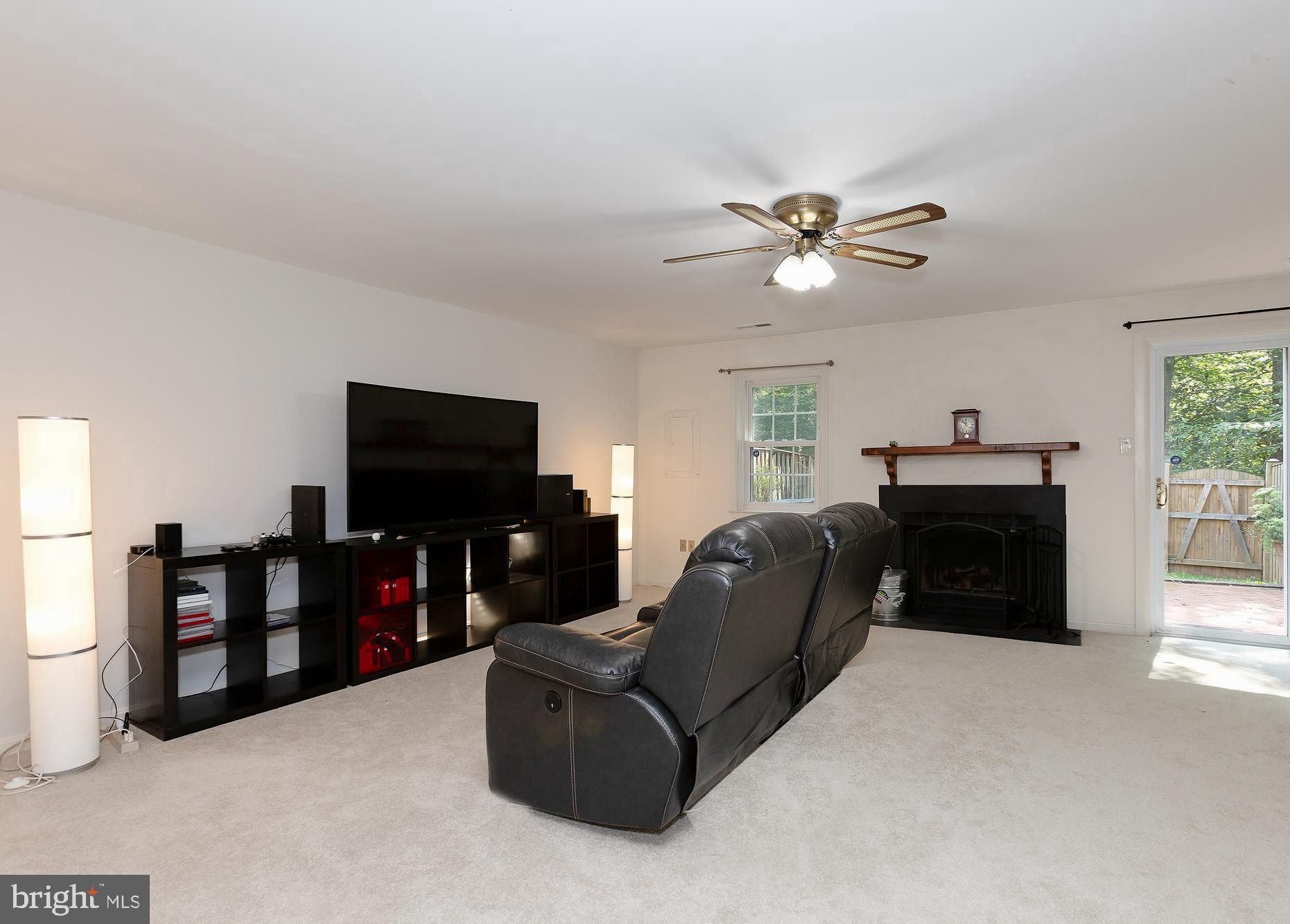 SPRING WOODS - Residential