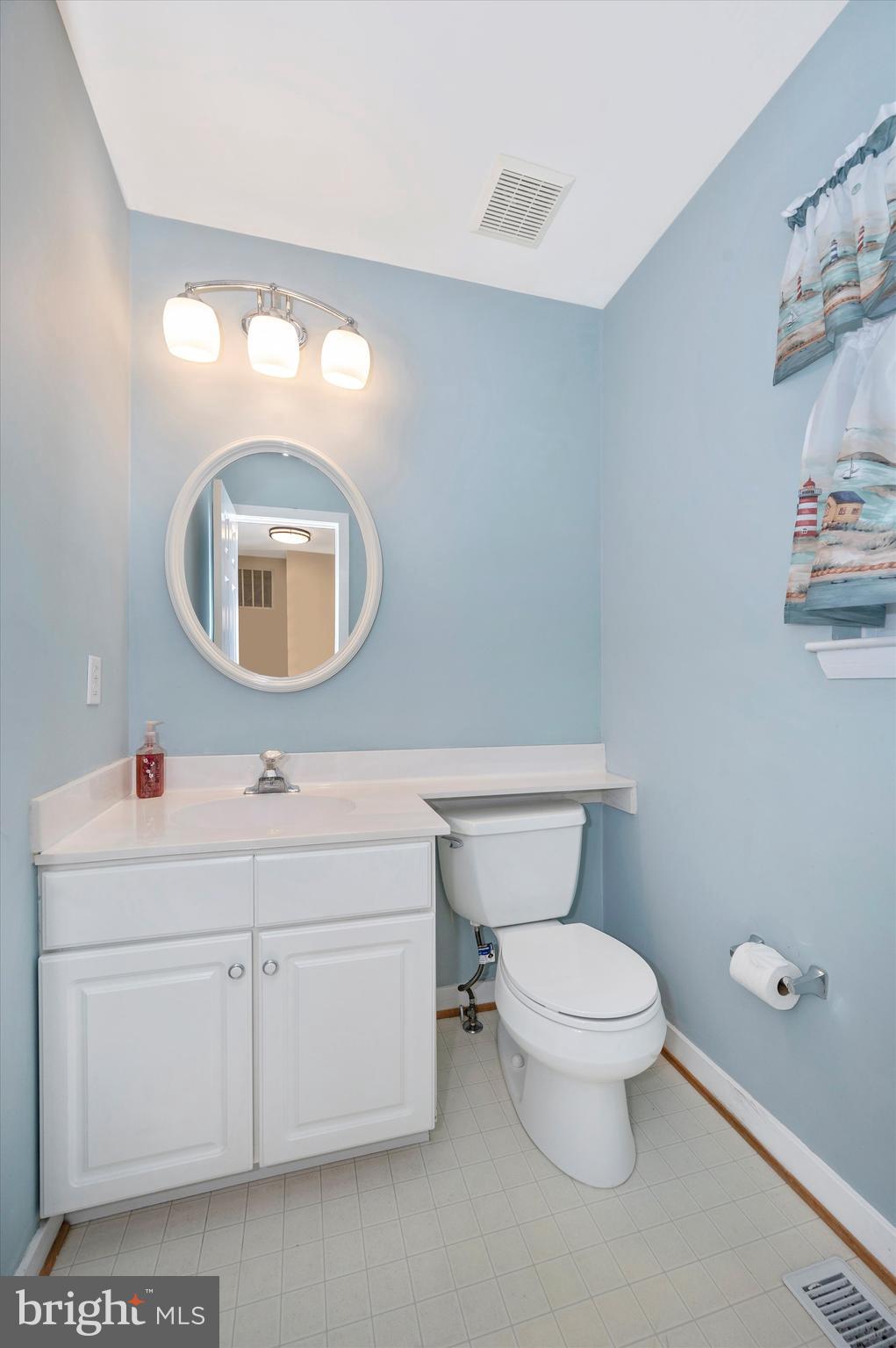 THE MEADOW AT NEW MARKET - Residential