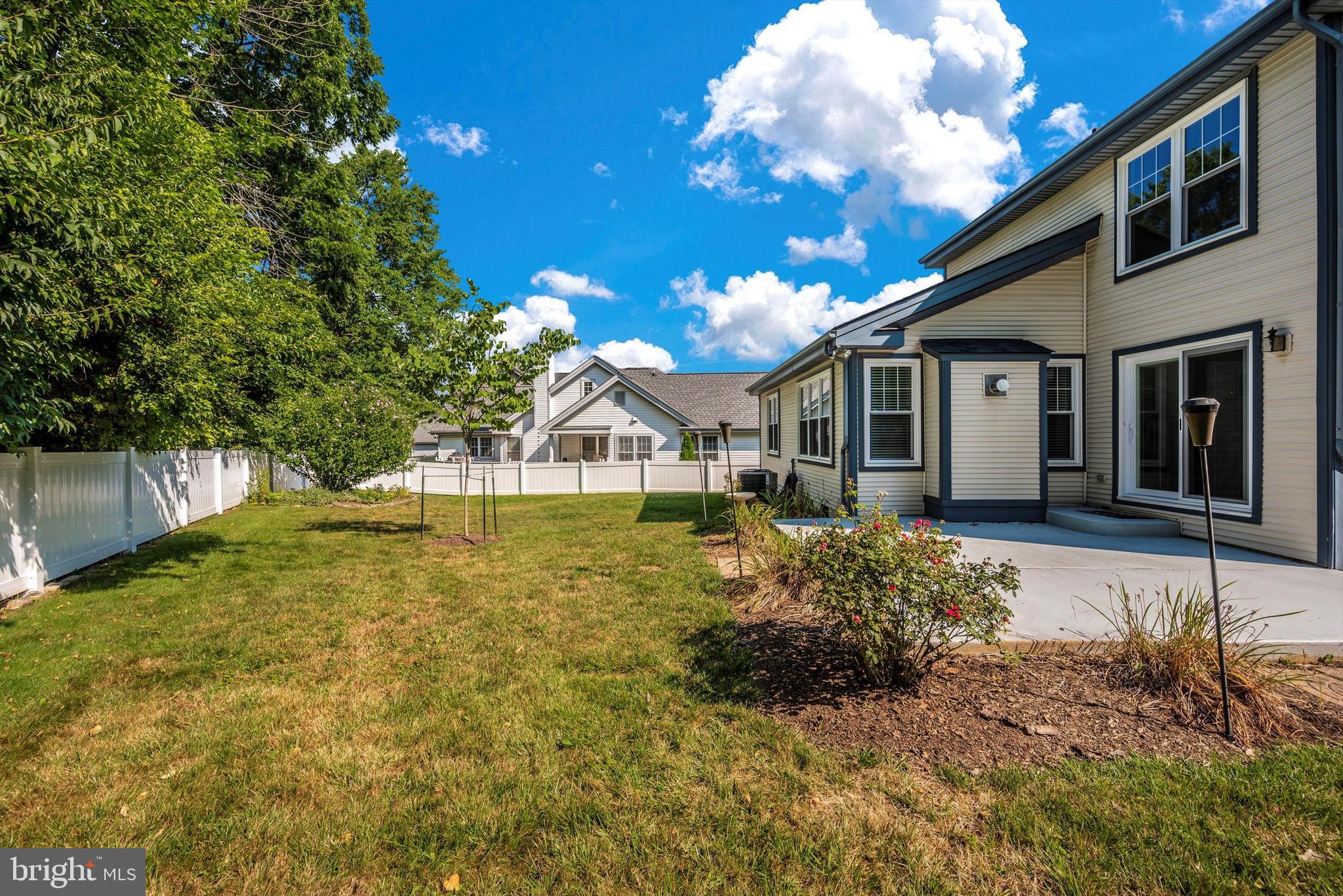 THE MEADOW AT NEW MARKET - Residential