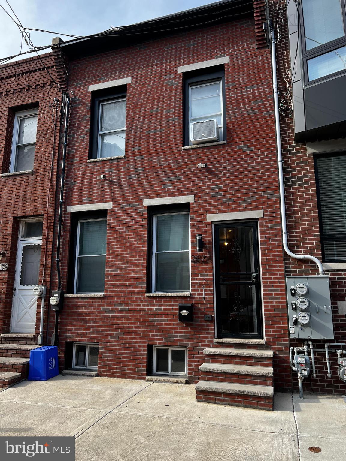 POINT BREEZE - Residential