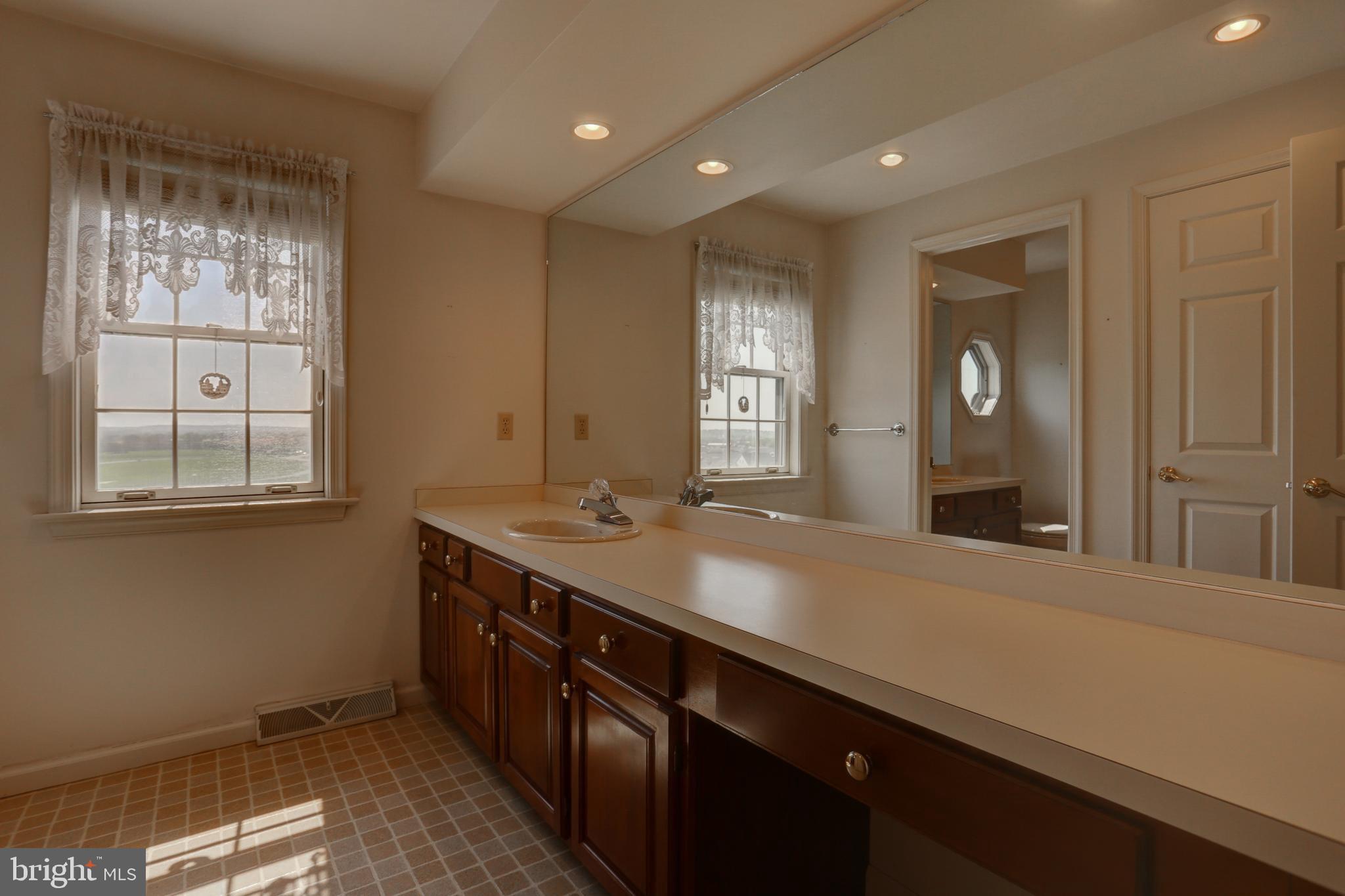 WARWICK TWP - Residential