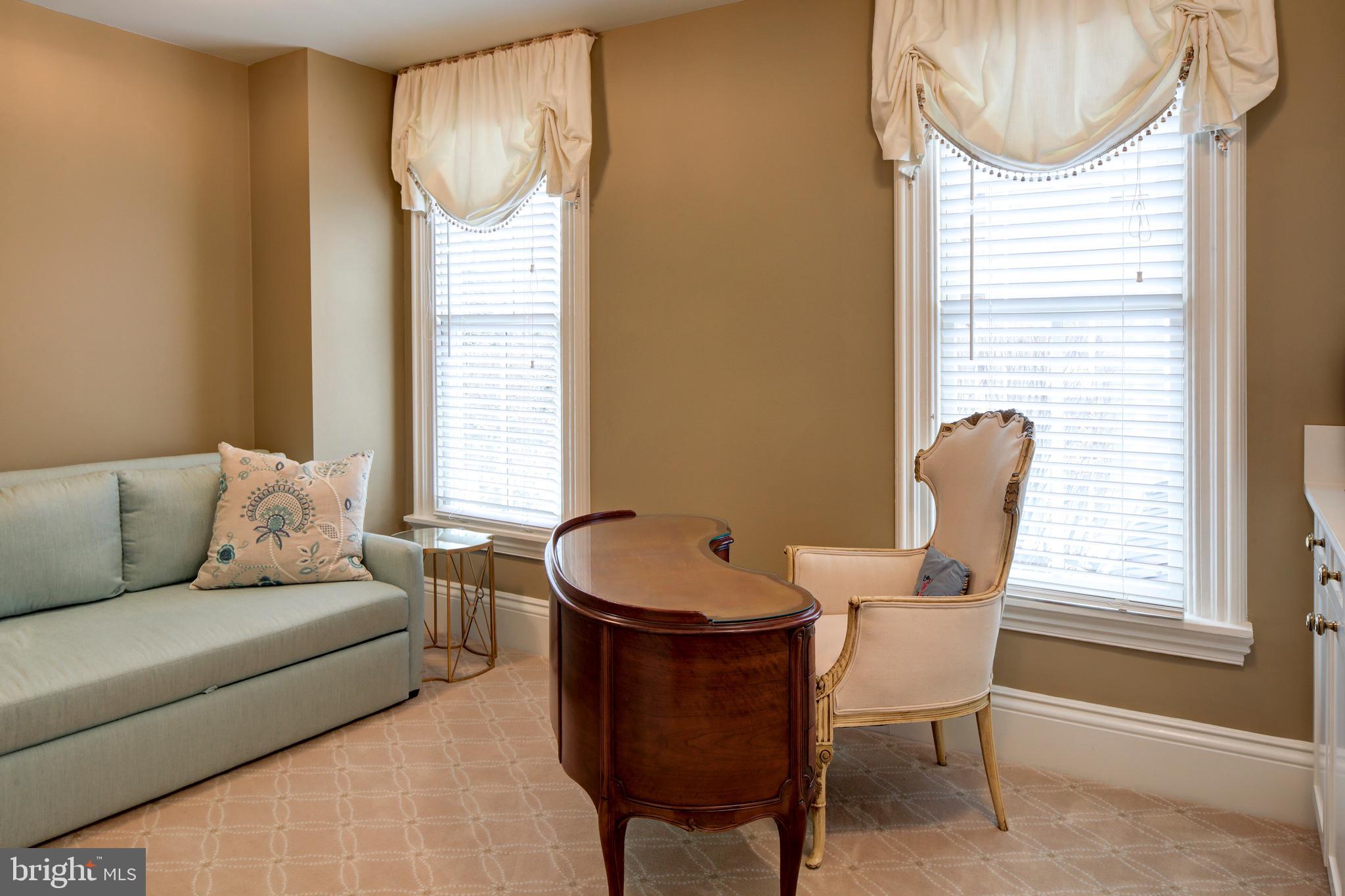 HISTORIC DISTRICT - Residential