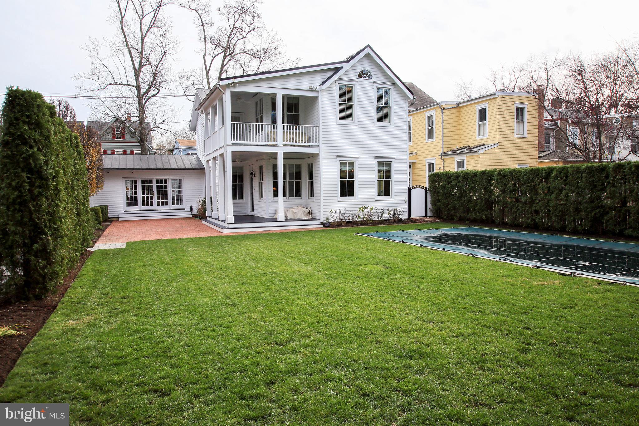 HISTORIC DISTRICT - Residential