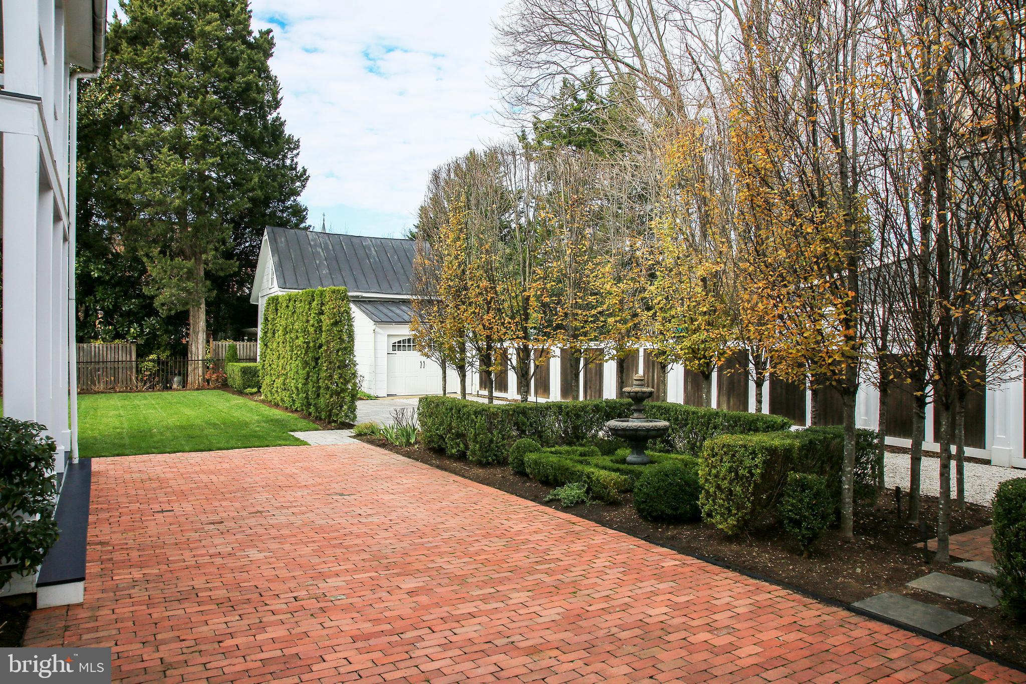 HISTORIC DISTRICT - Residential