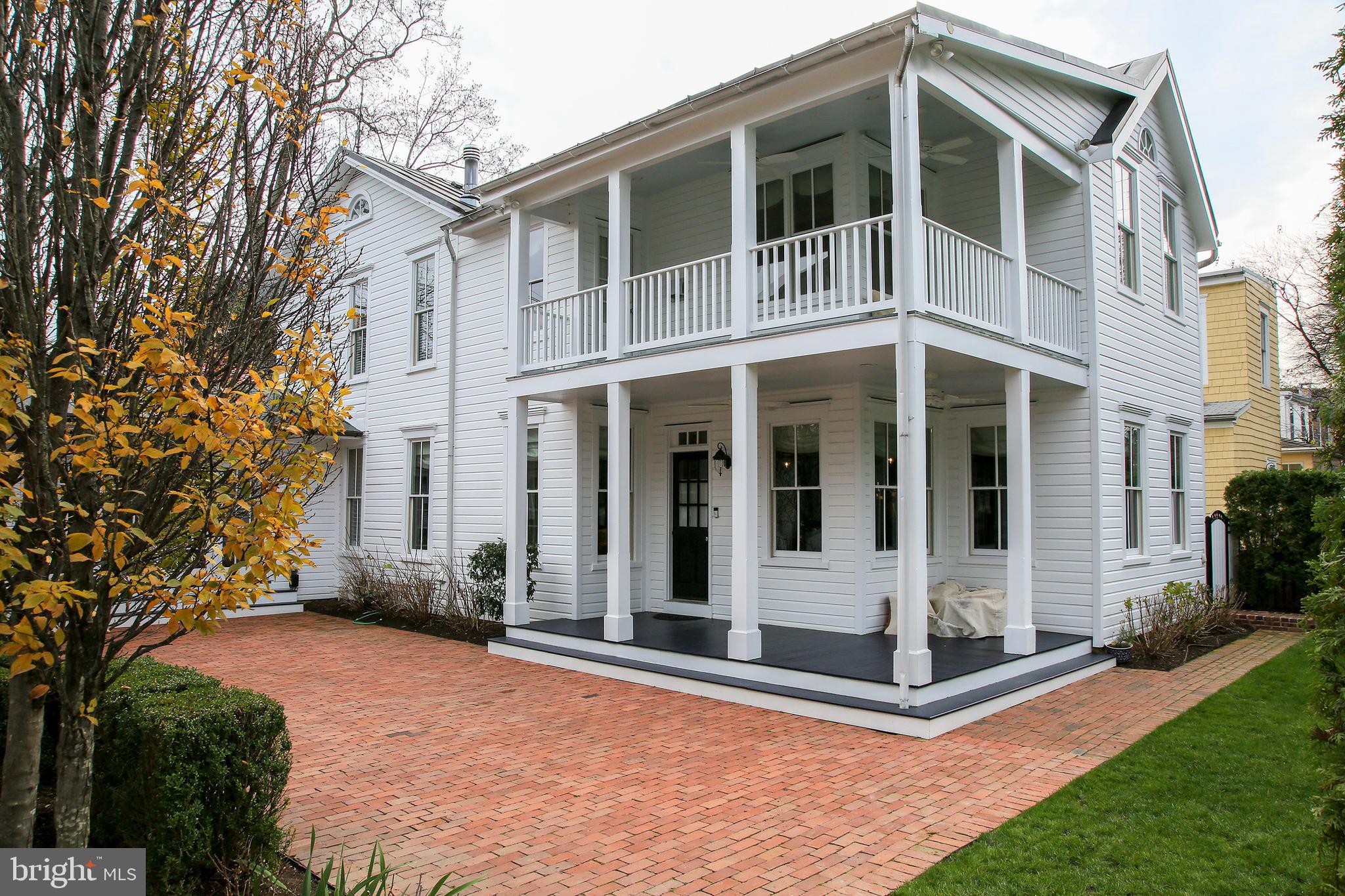 HISTORIC DISTRICT - Residential