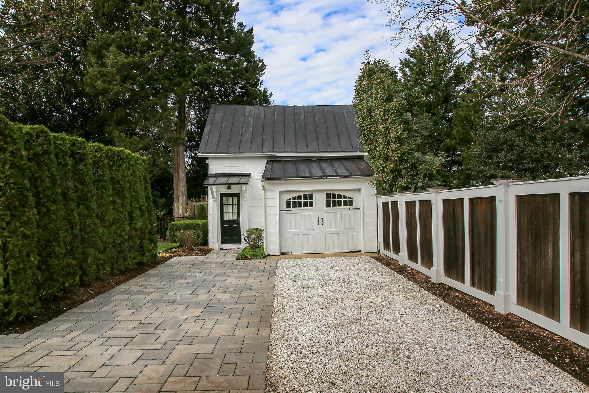 HISTORIC DISTRICT - Residential