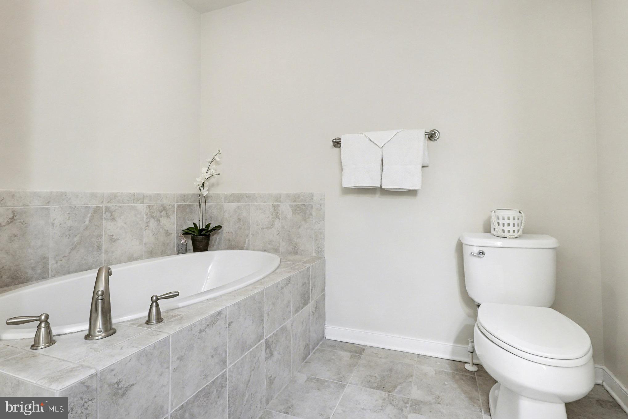 HONEY MEADOWS - Residential