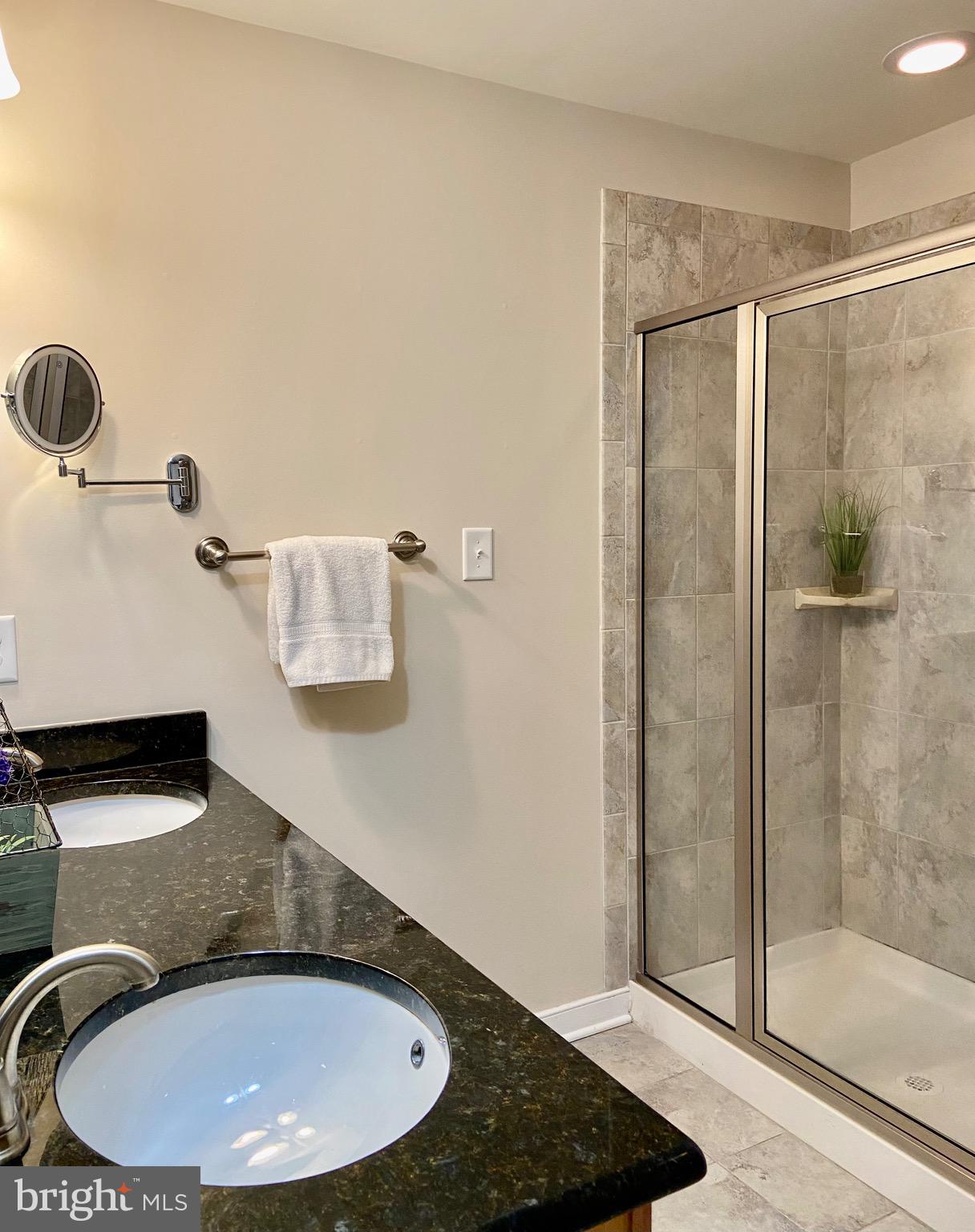 HONEY MEADOWS - Residential