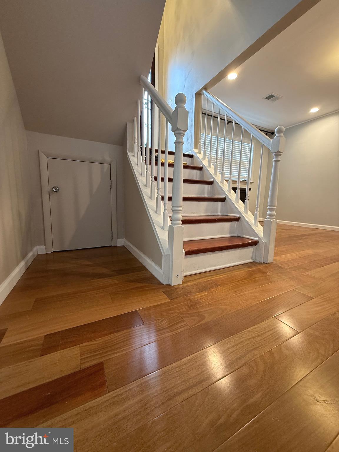 TERRACE TOWNE HOMES OF GUNSTON - Residential