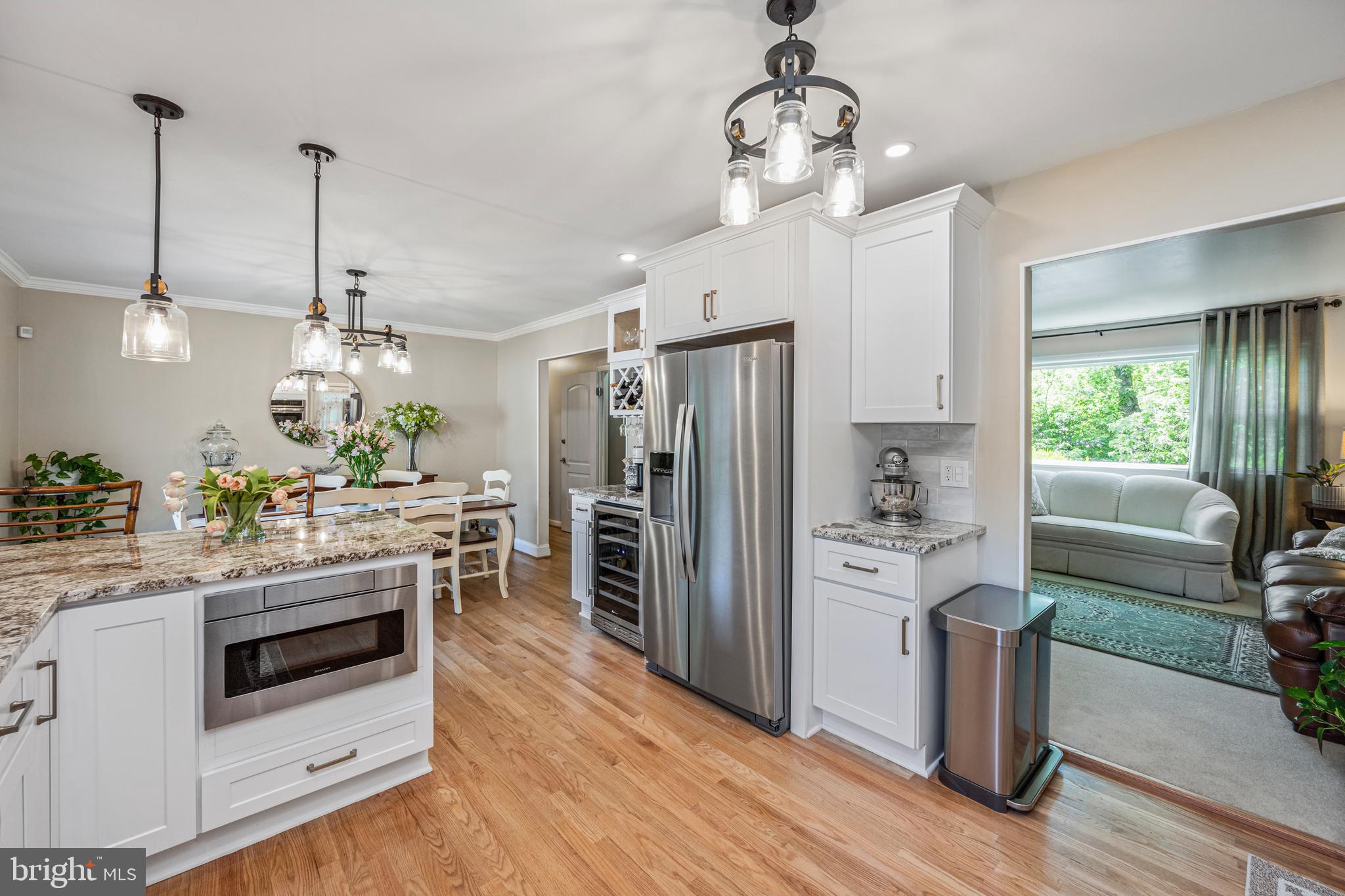 CRESTVIEW MANOR - Residential