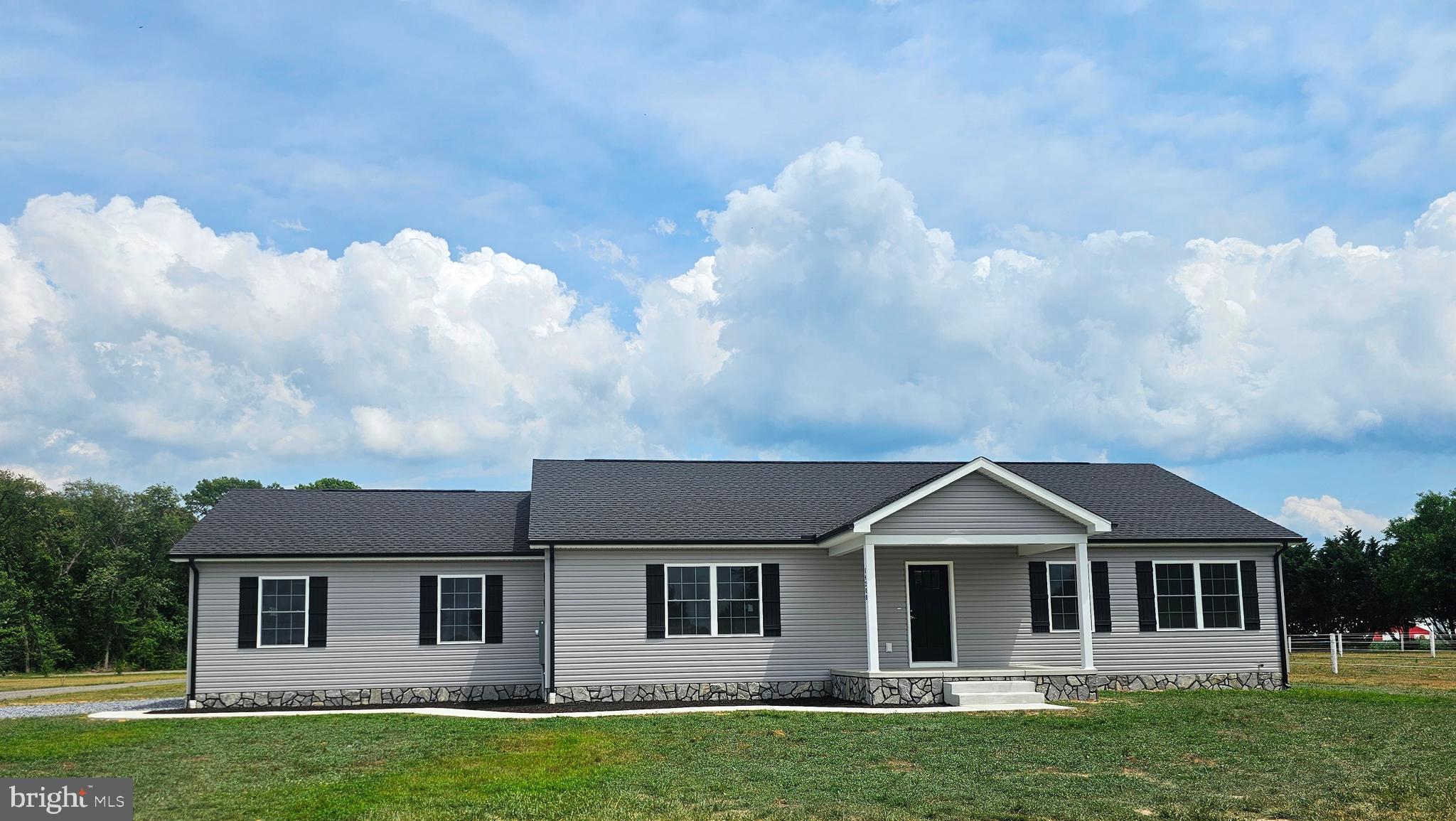 14208 BRIGHT DIAMOND DR