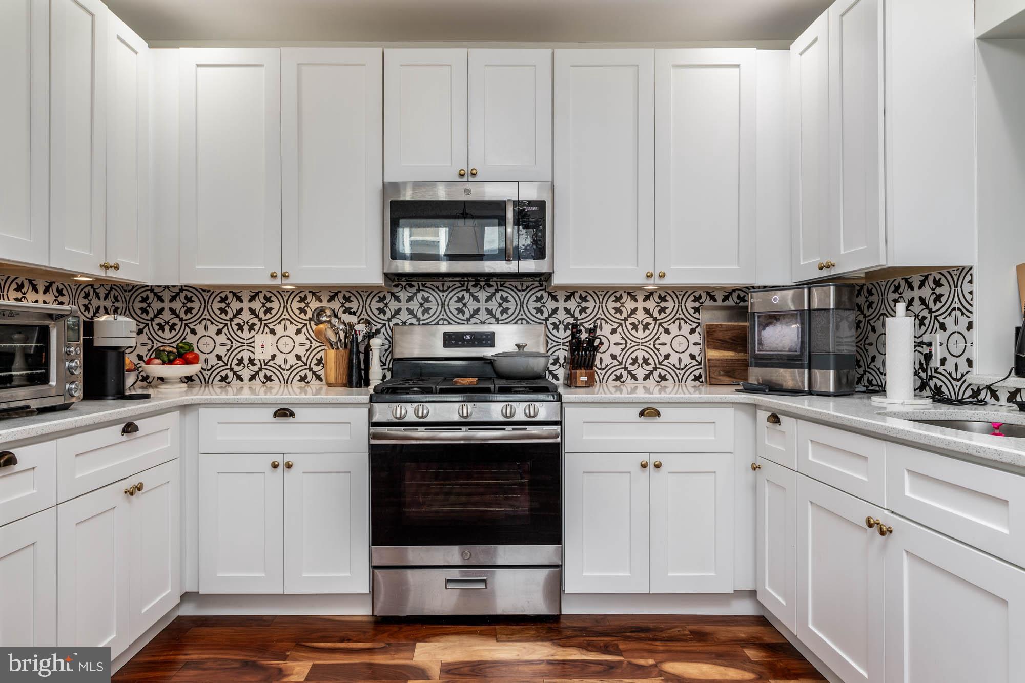 CONSHOHOCKEN - Residential Lease