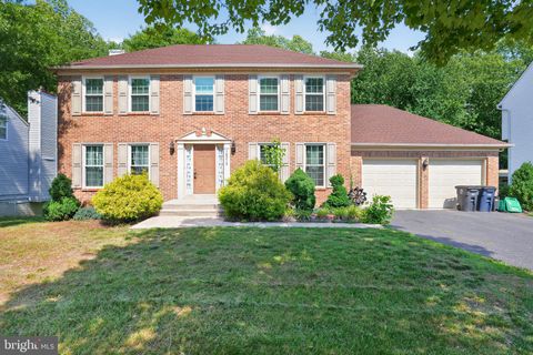 Homes For Sale - 10212 Marlboro Woods Drive<br/> Prince Georges County, CHELTENHAM, MD 20623