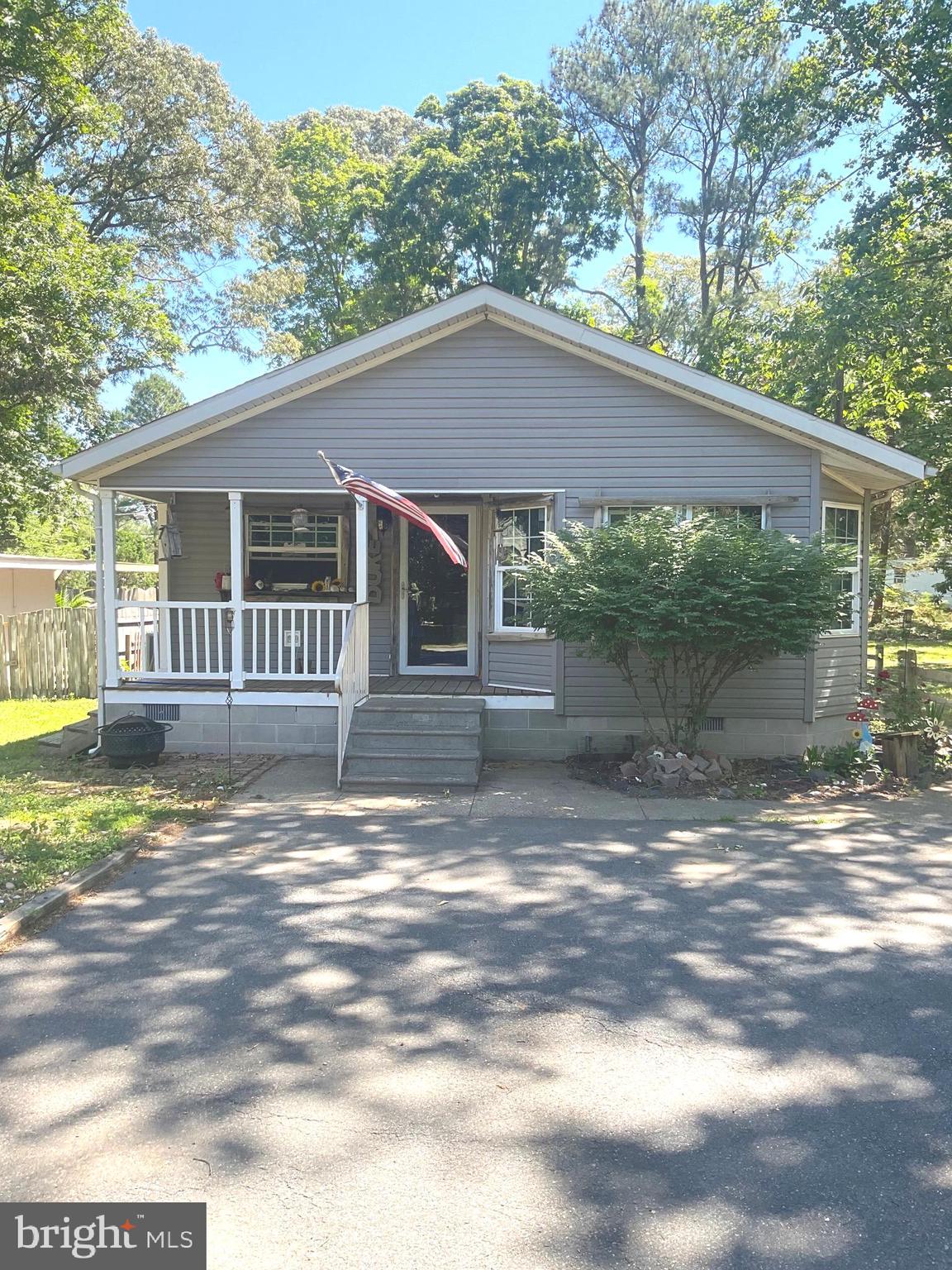 22201 CAMP ARROWHEAD ROAD