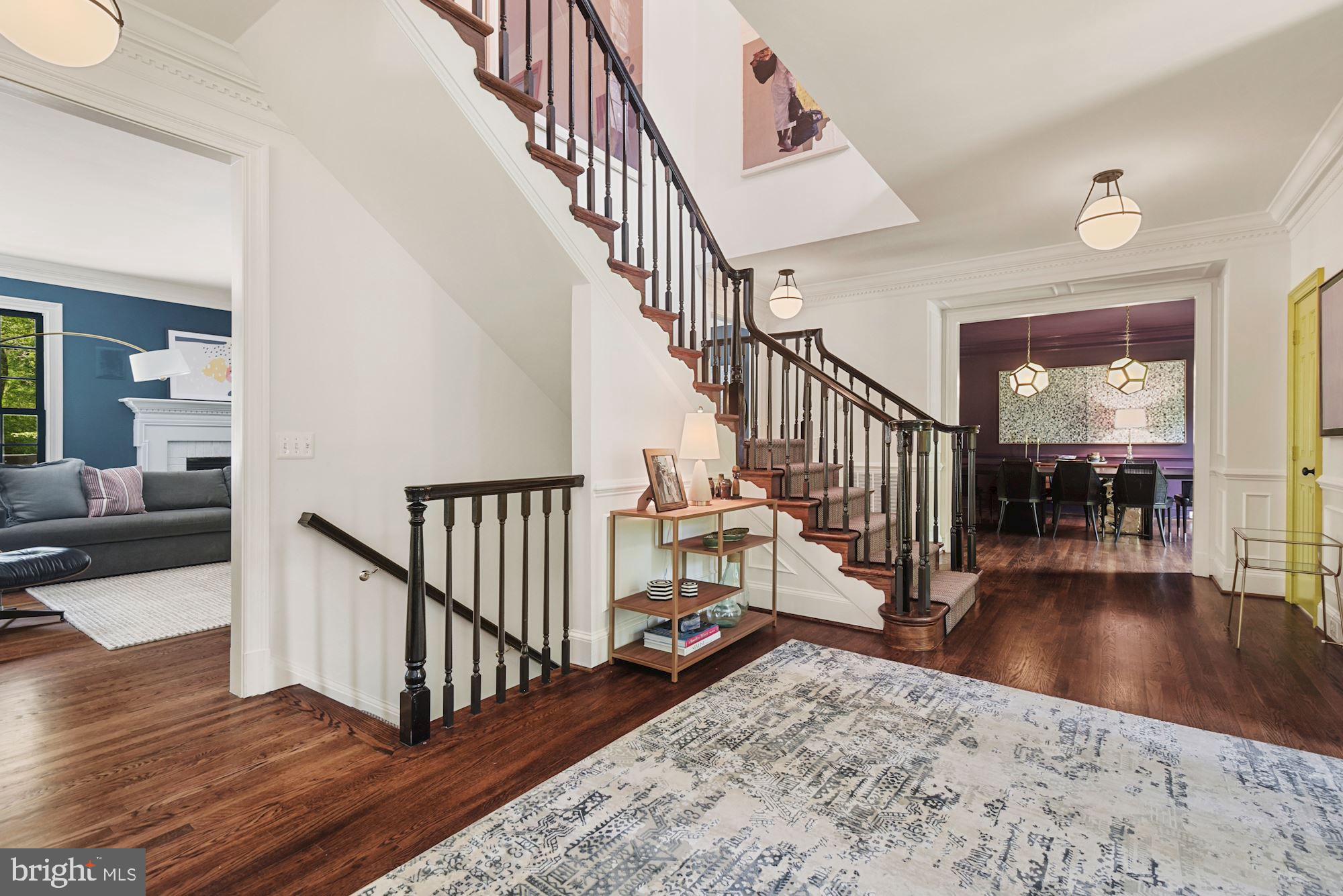 CARDEROCK SPRINGS - Residential