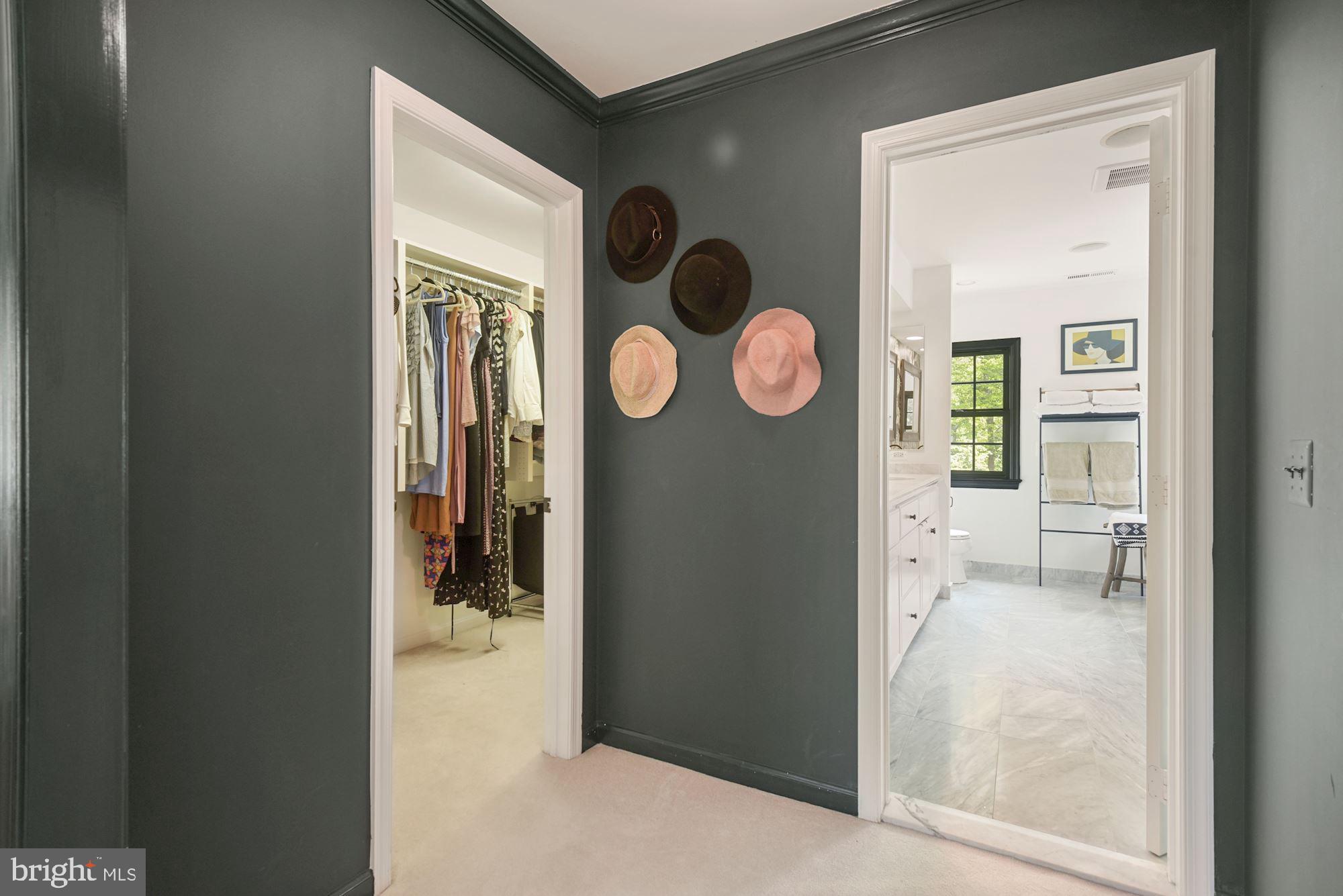 CARDEROCK SPRINGS - Residential