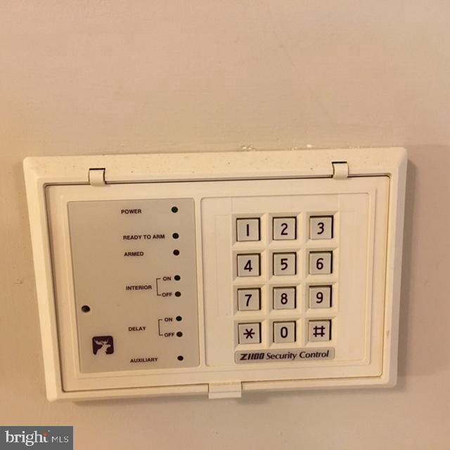 OAKTON - Residential Lease