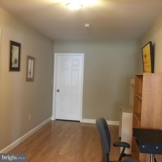 OAKTON - Residential Lease