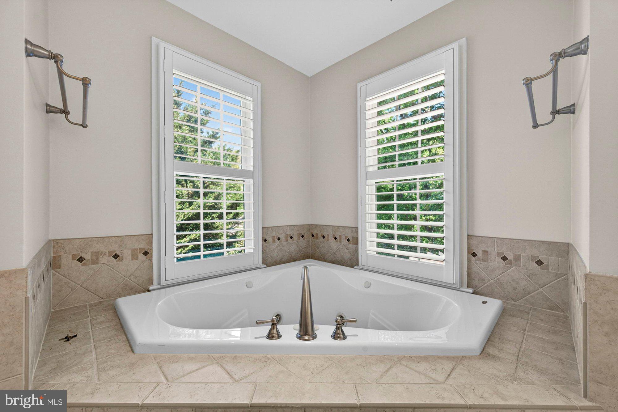 WOLFTRAP MEADOWS - Residential