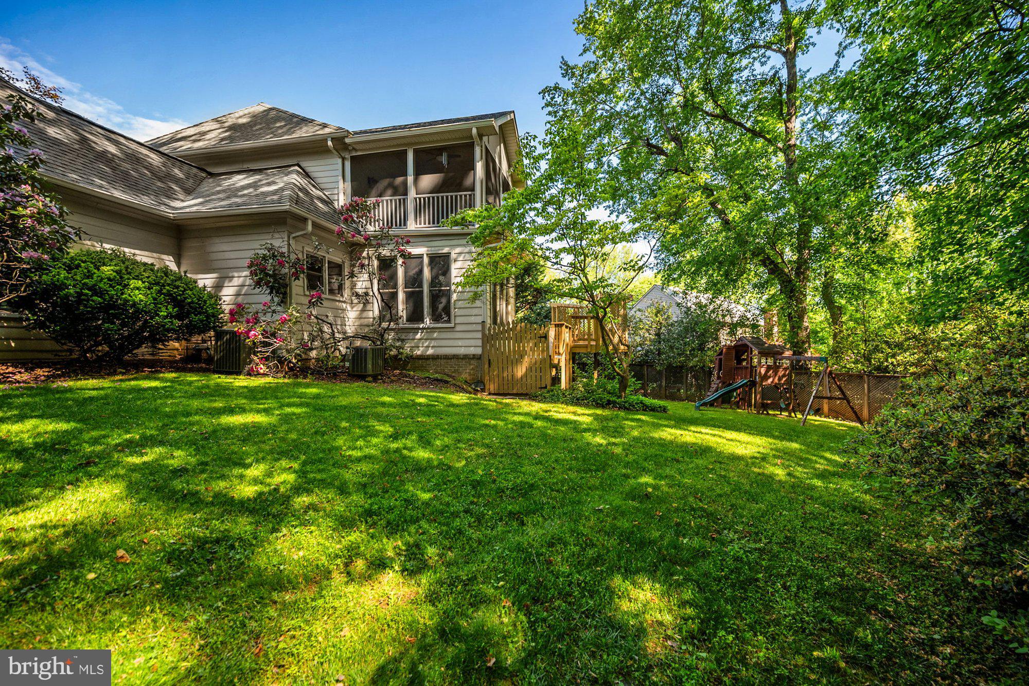 WOLFTRAP MEADOWS - Residential