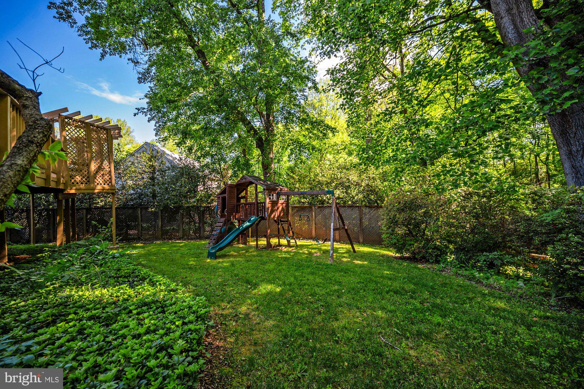 WOLFTRAP MEADOWS - Residential
