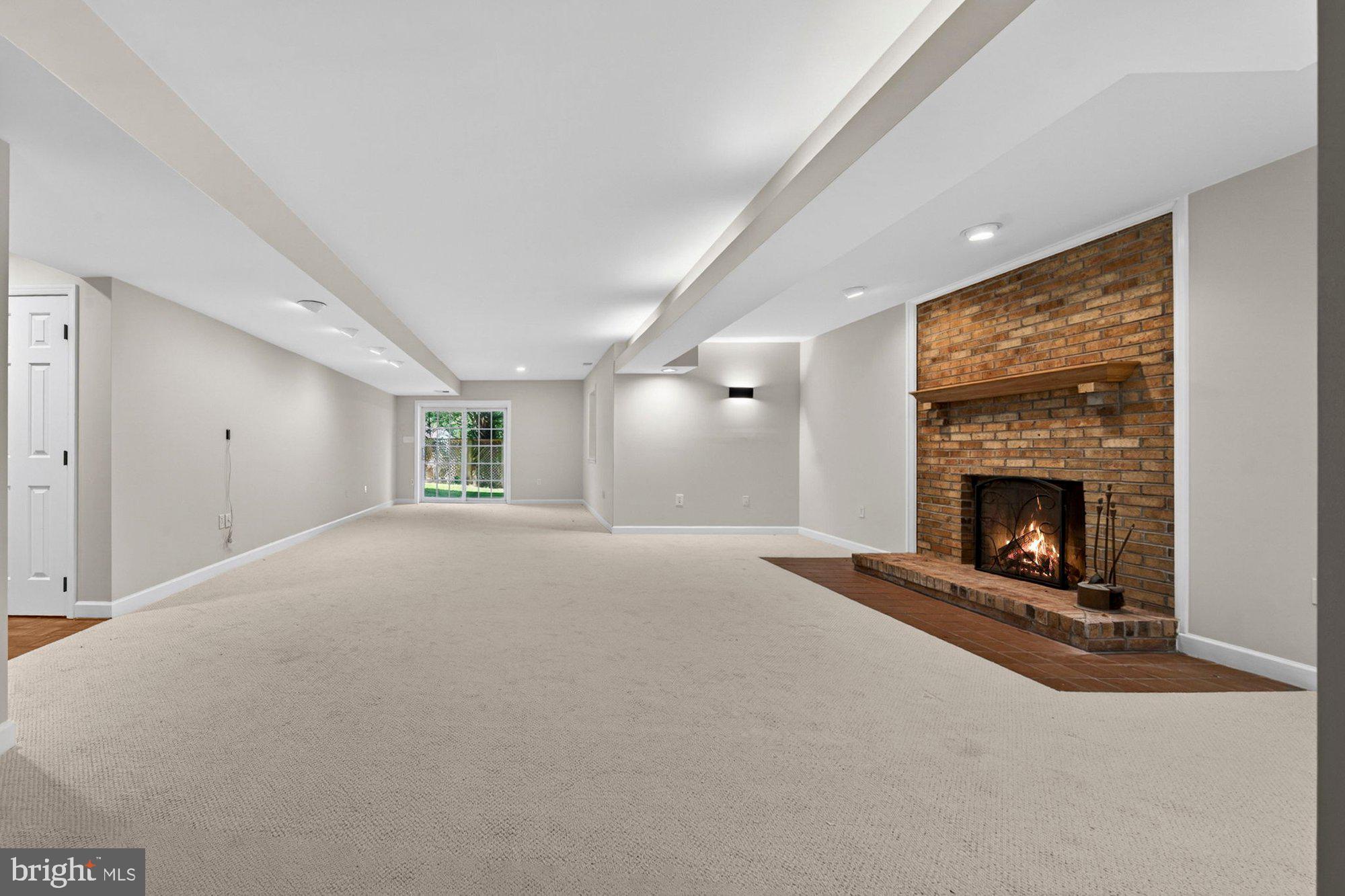 WOLFTRAP MEADOWS - Residential