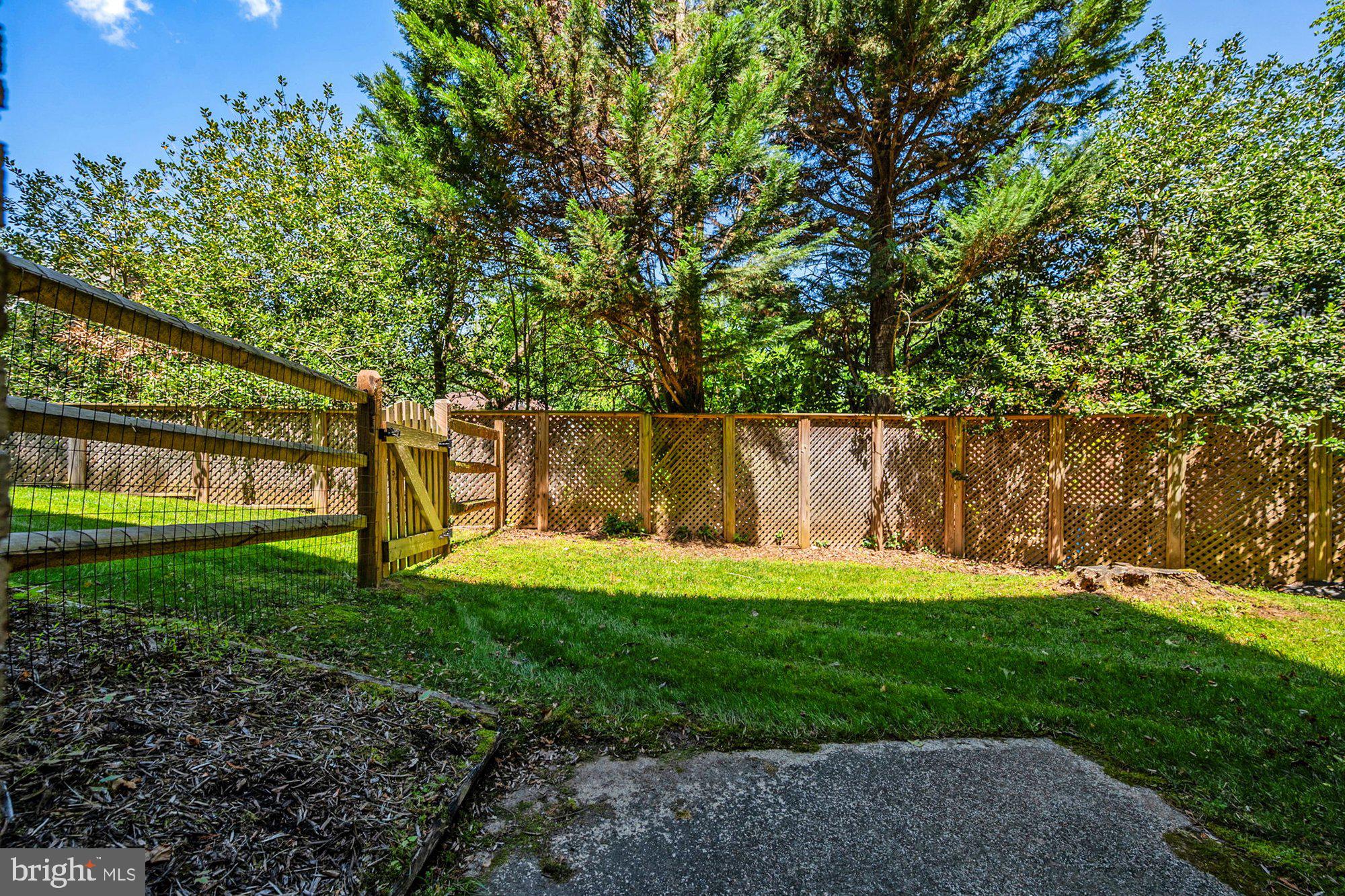 WOLFTRAP MEADOWS - Residential