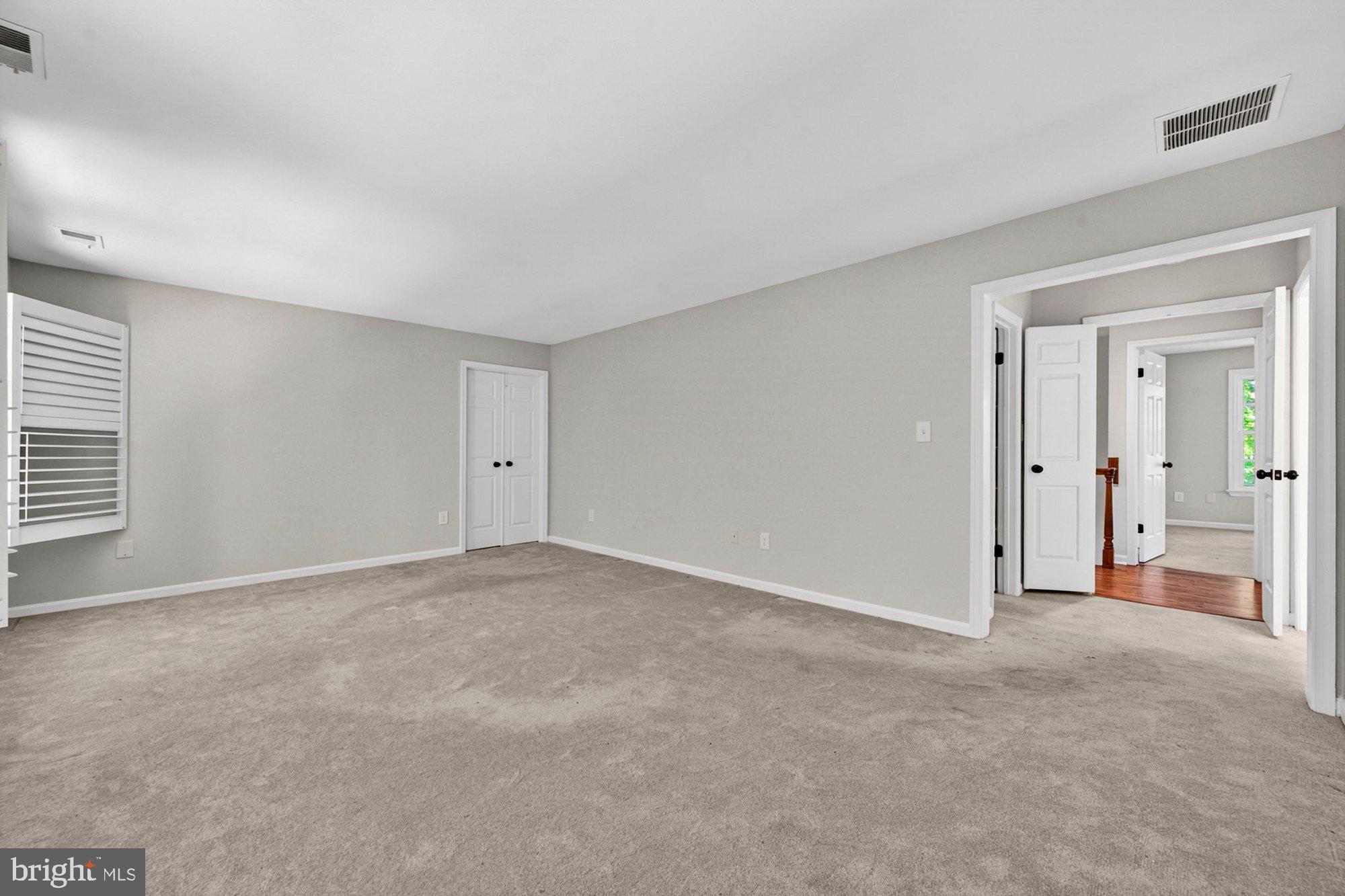 WOLFTRAP MEADOWS - Residential