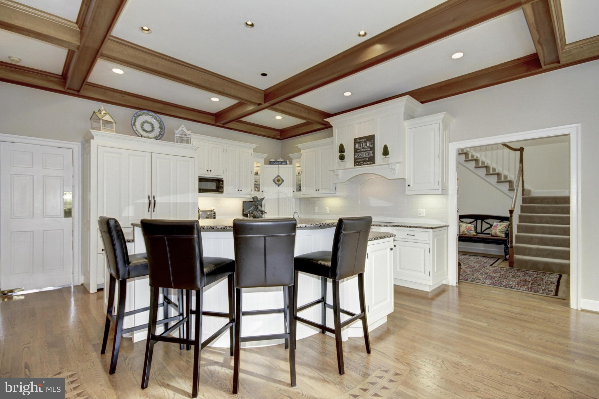 THE COURTS - Residential