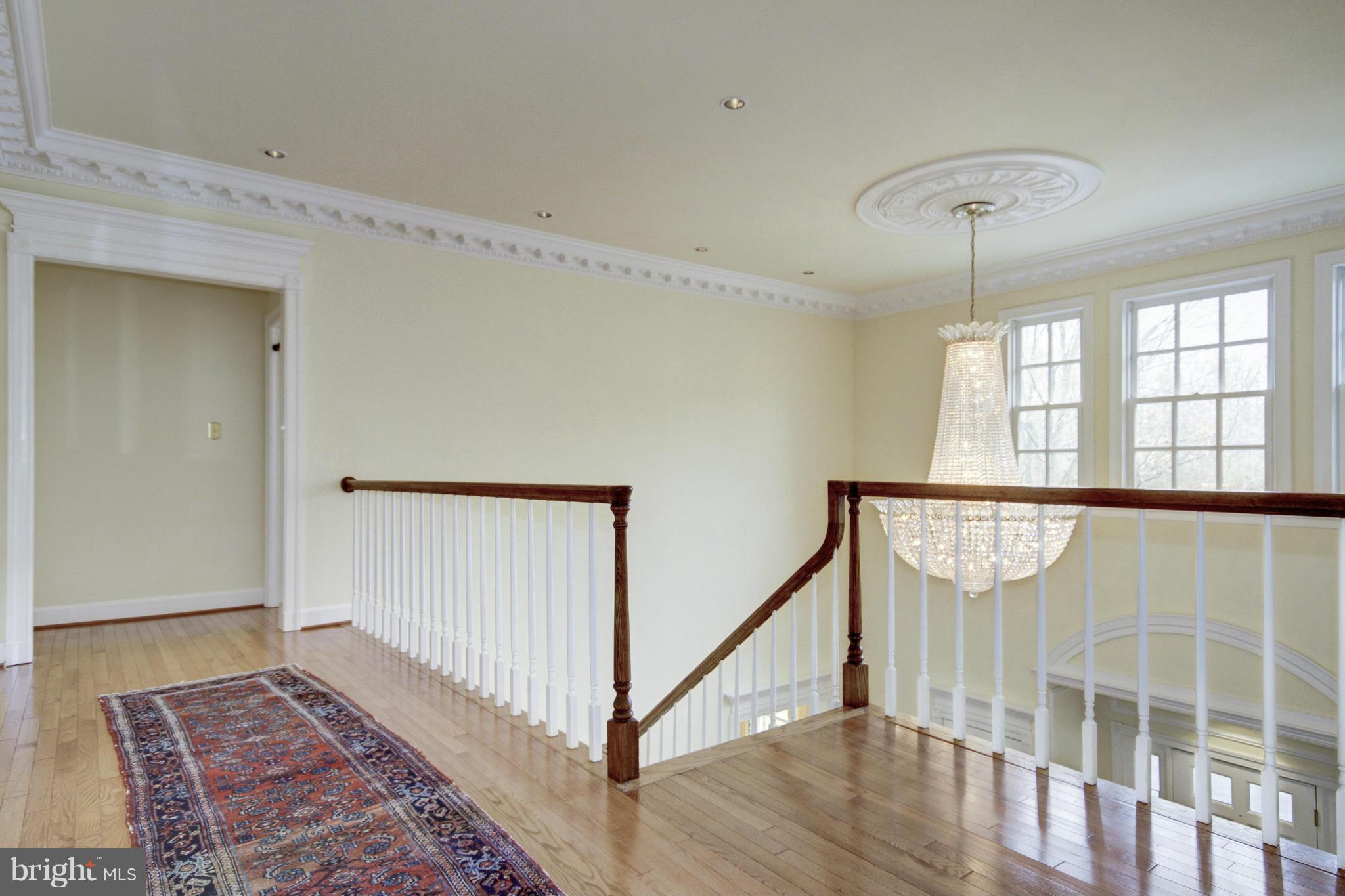 THE COURTS - Residential