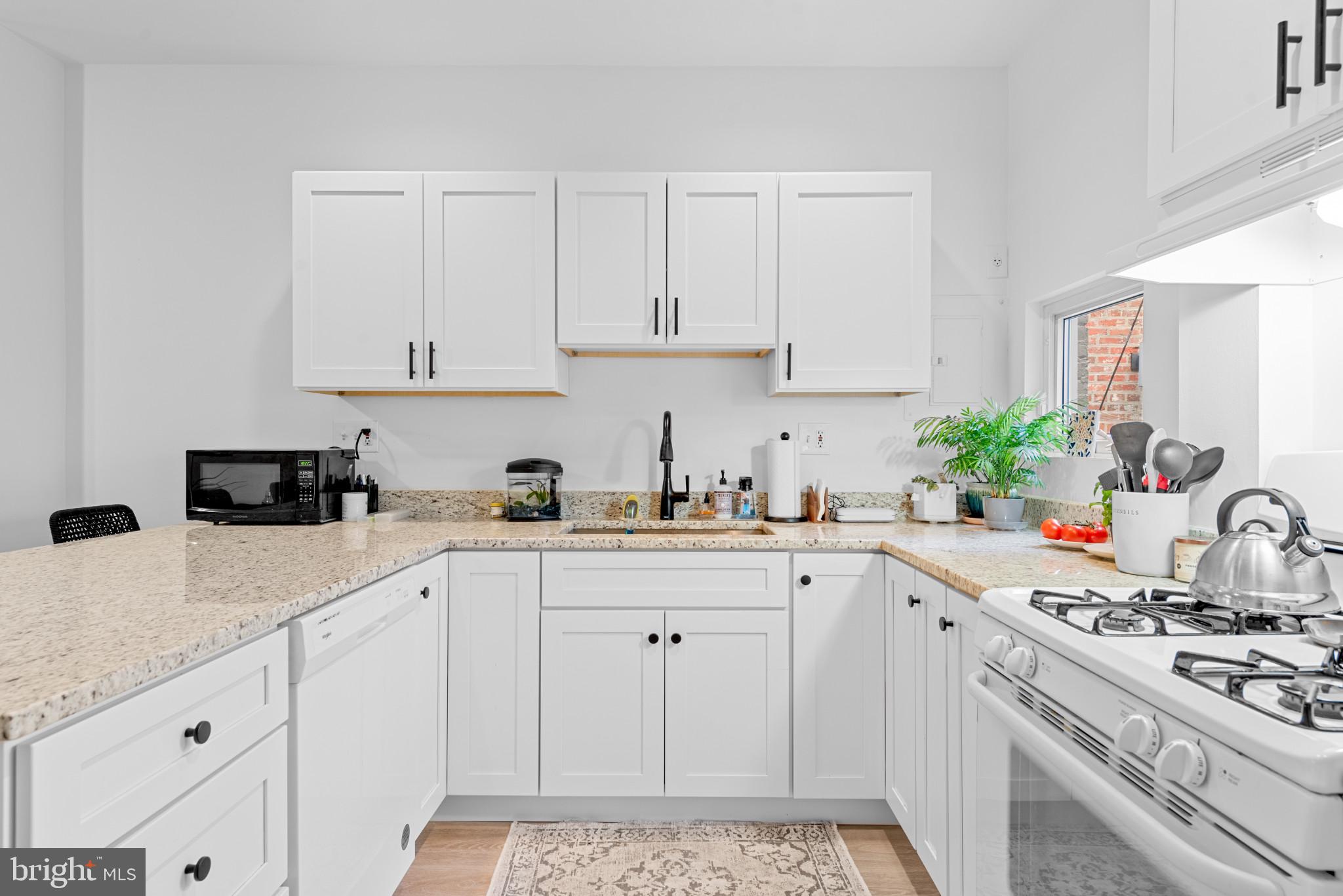 FEDERAL HILL HISTORIC DISTRICT - Residential Lease