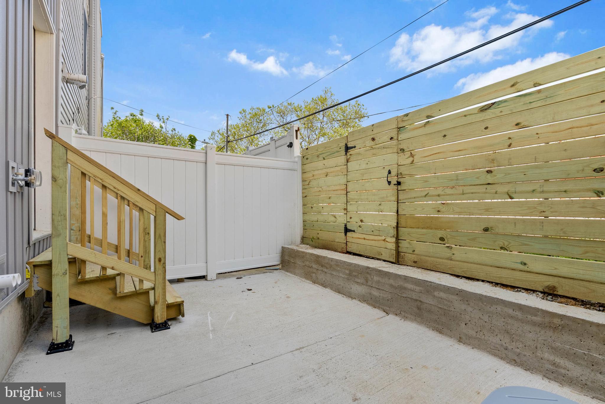 PASSYUNK SQUARE - Residential