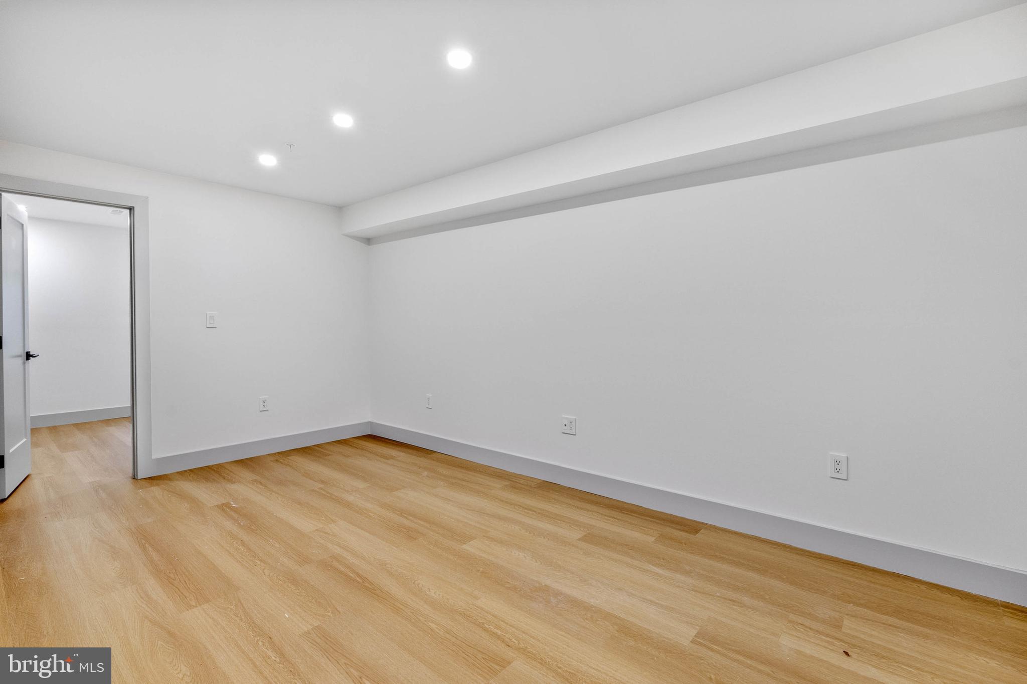 PASSYUNK SQUARE - Residential