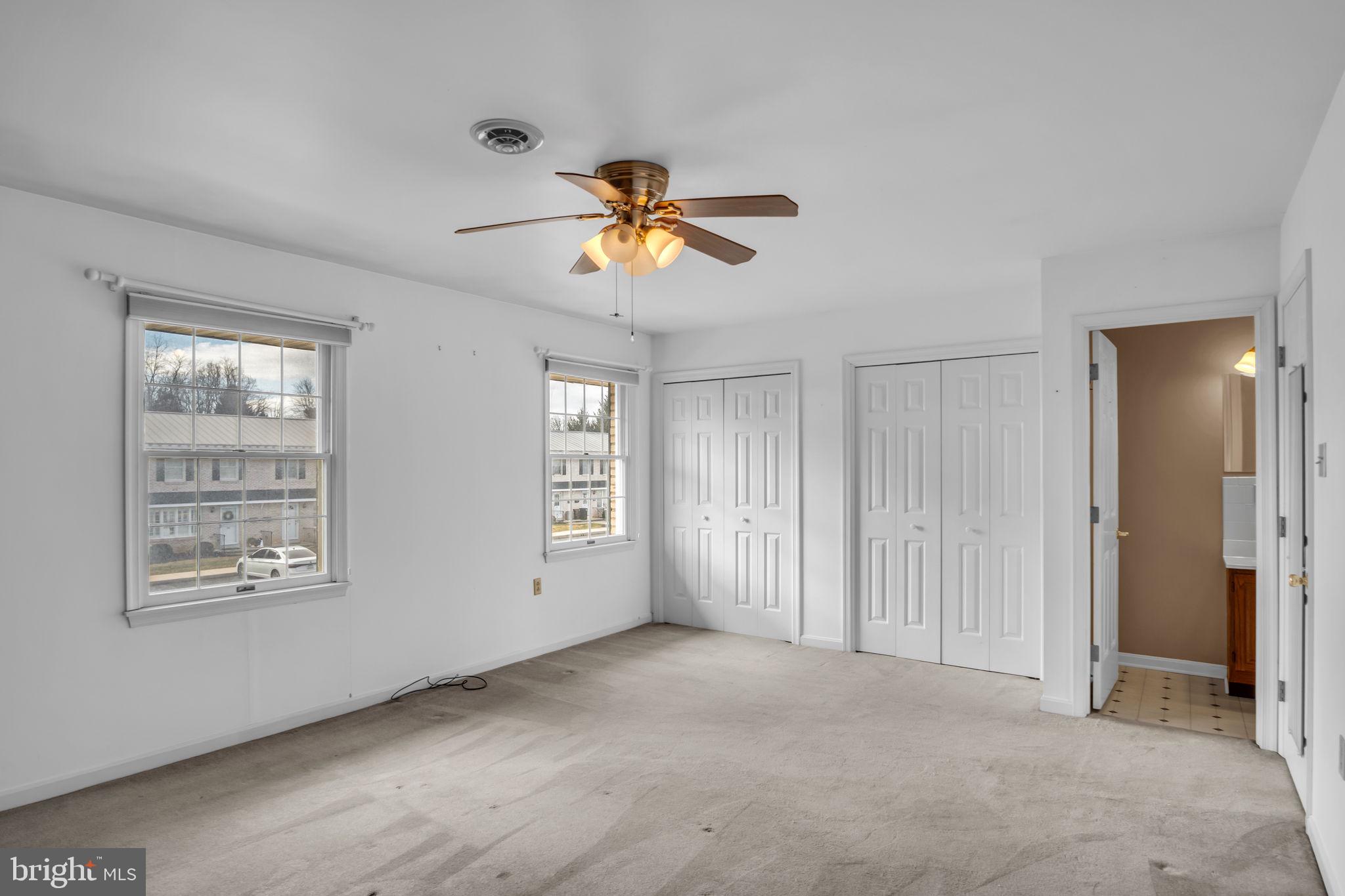 HALCYON HILLS - Residential