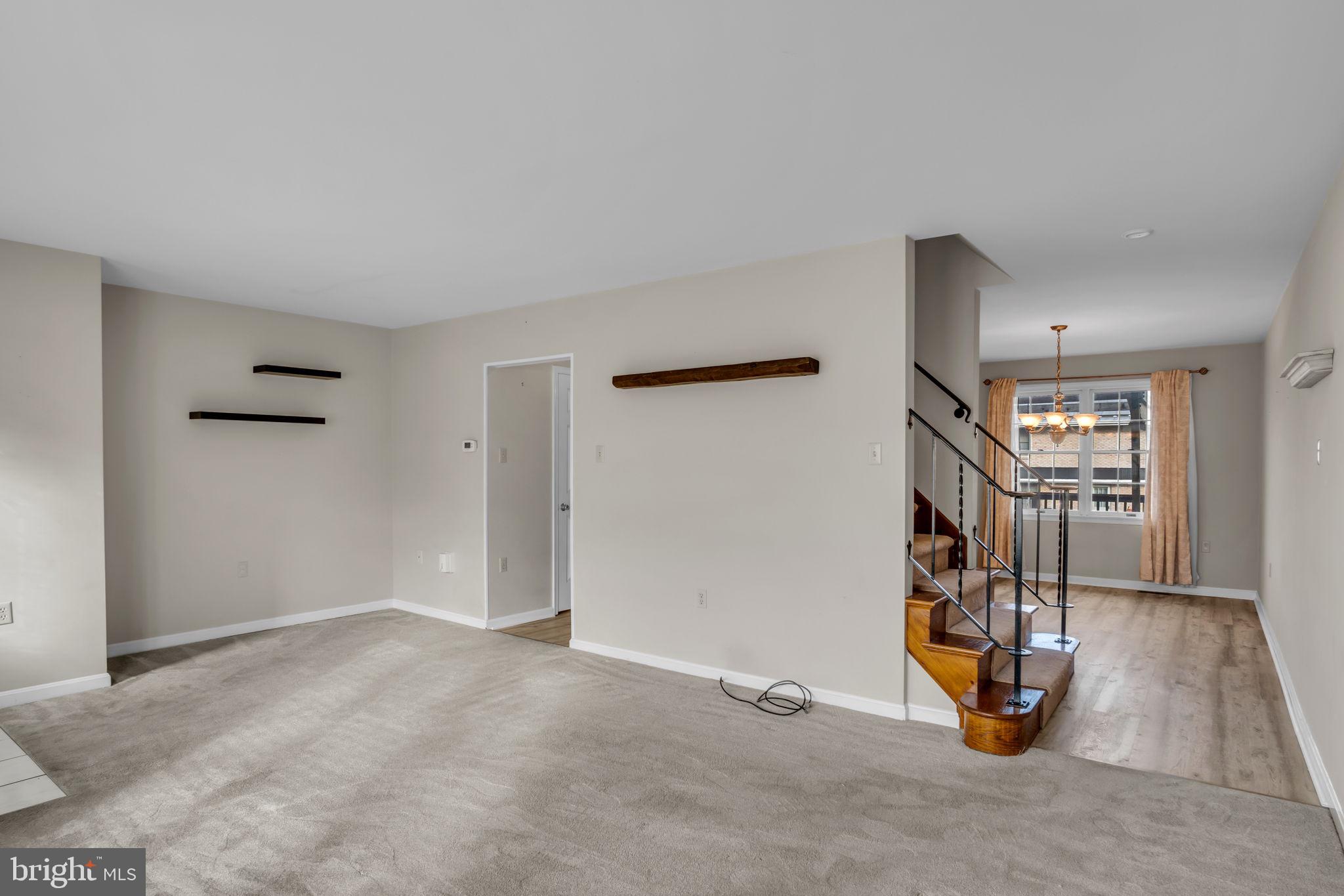 HALCYON HILLS - Residential