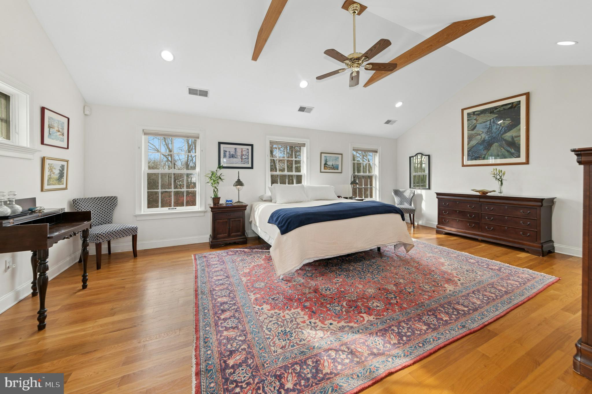 SAUCON VALLEY ESTATE - Residential