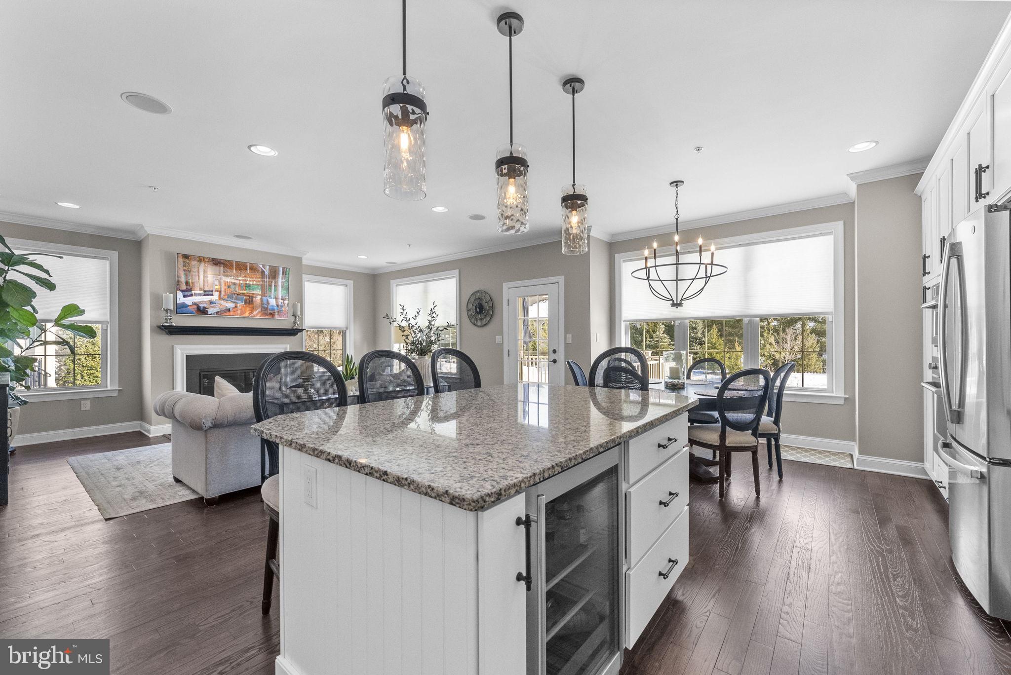 WALDEN SQUARE - Residential