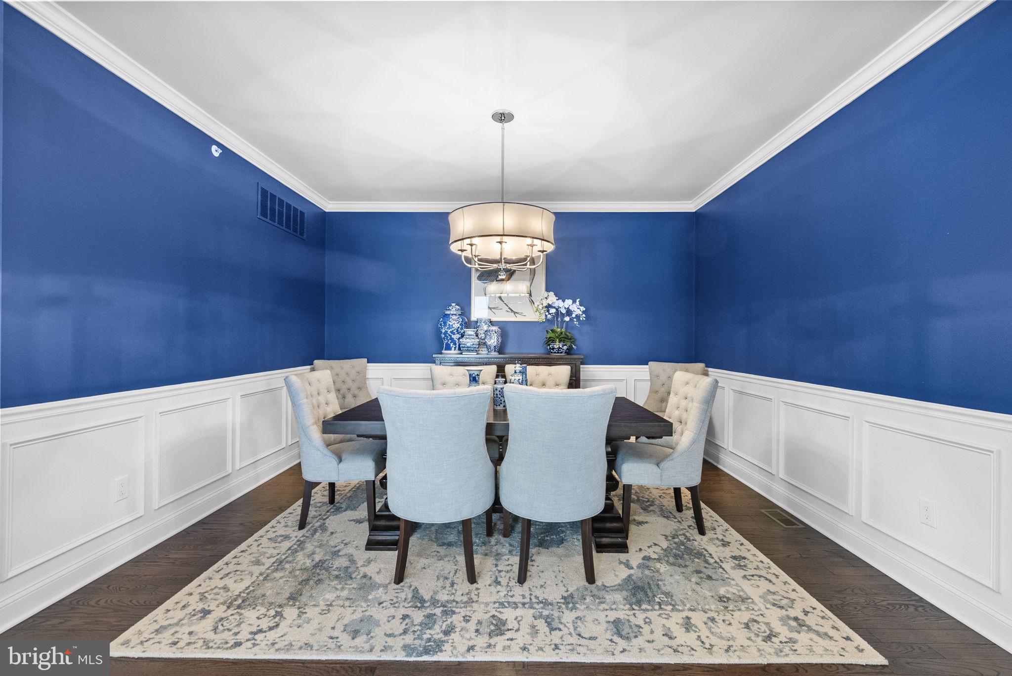 WALDEN SQUARE - Residential