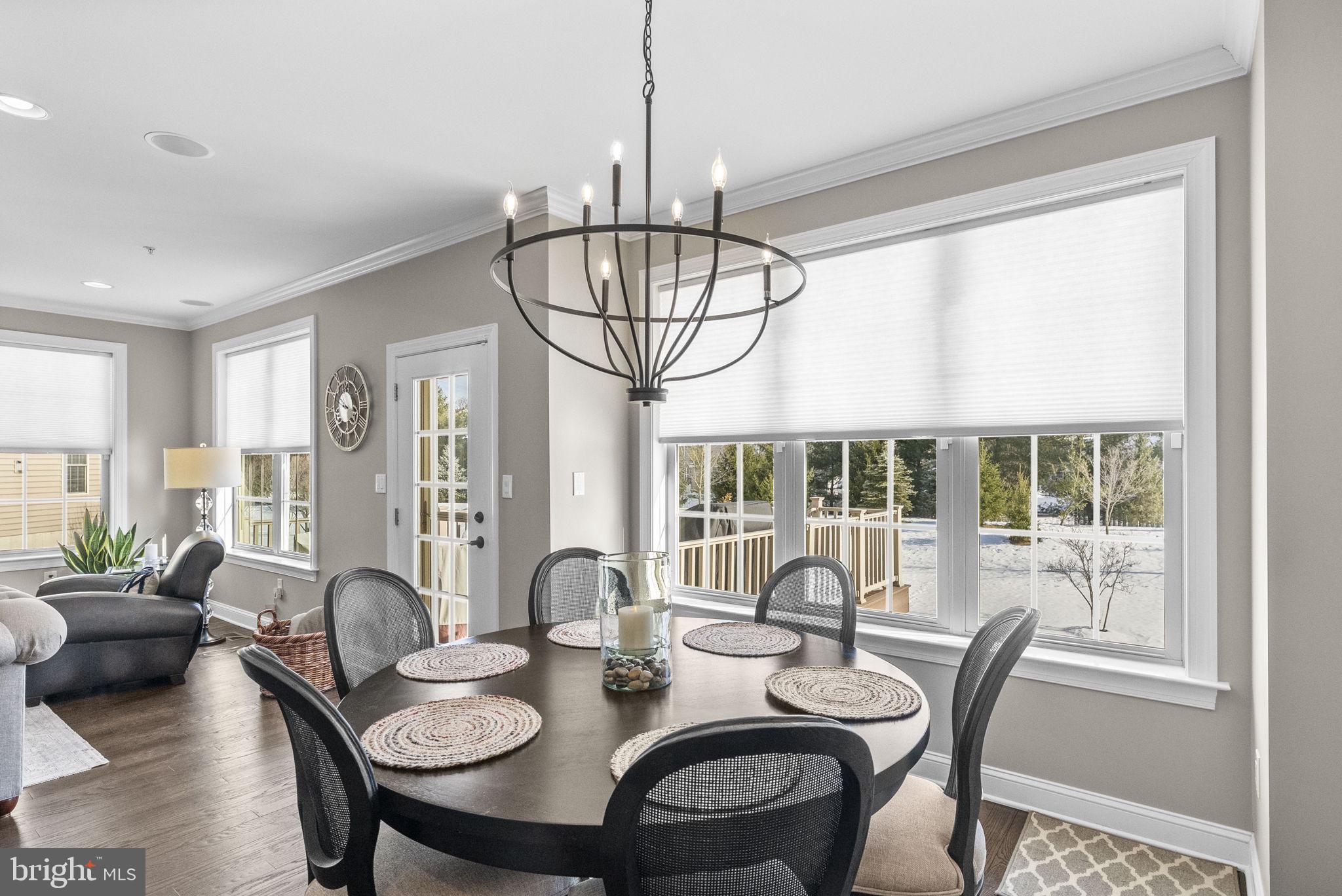 WALDEN SQUARE - Residential