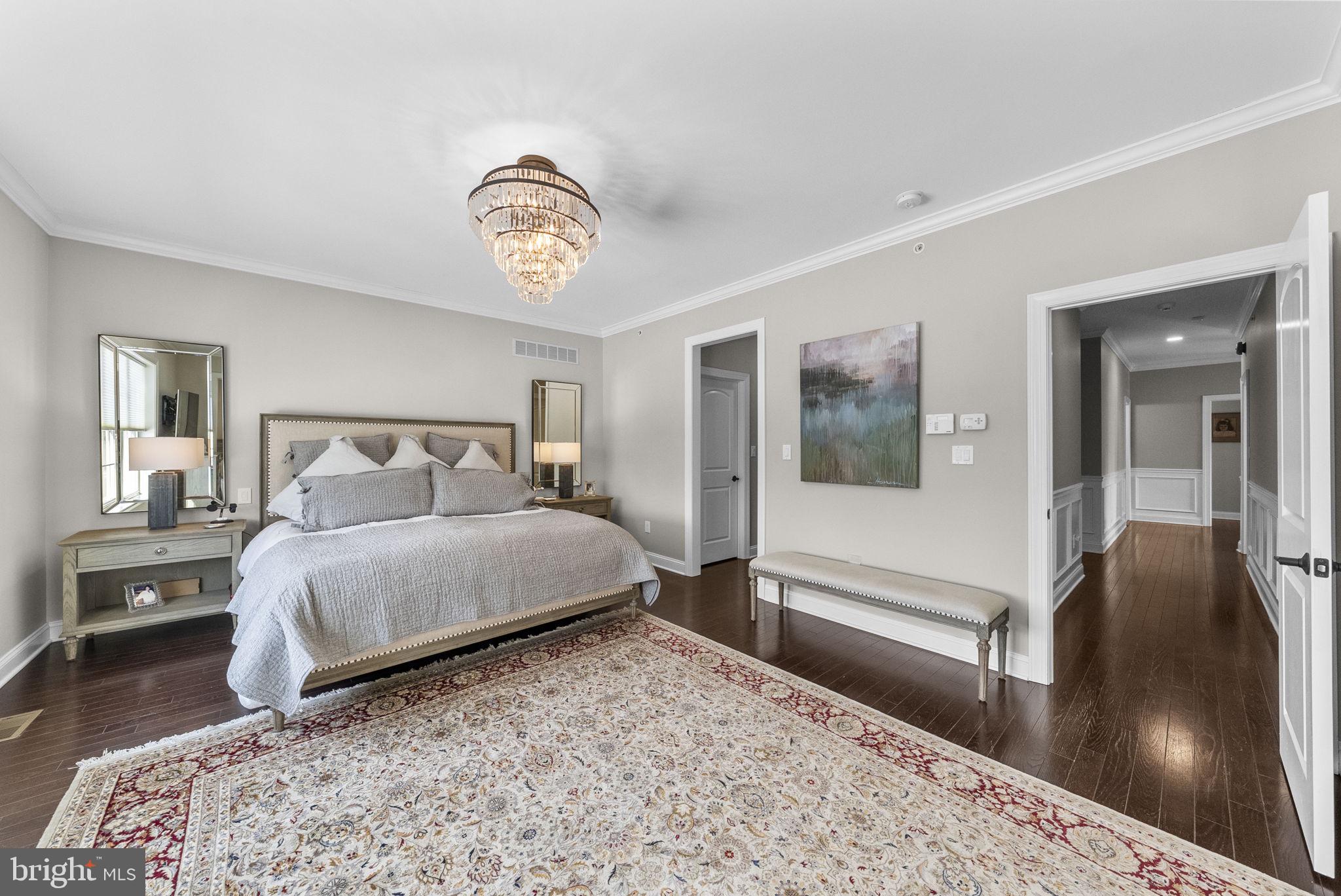 WALDEN SQUARE - Residential