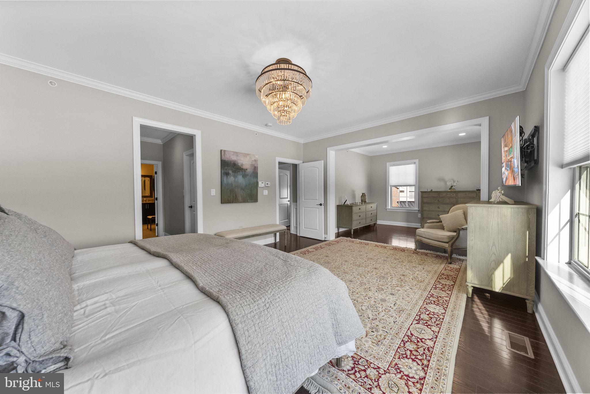 WALDEN SQUARE - Residential