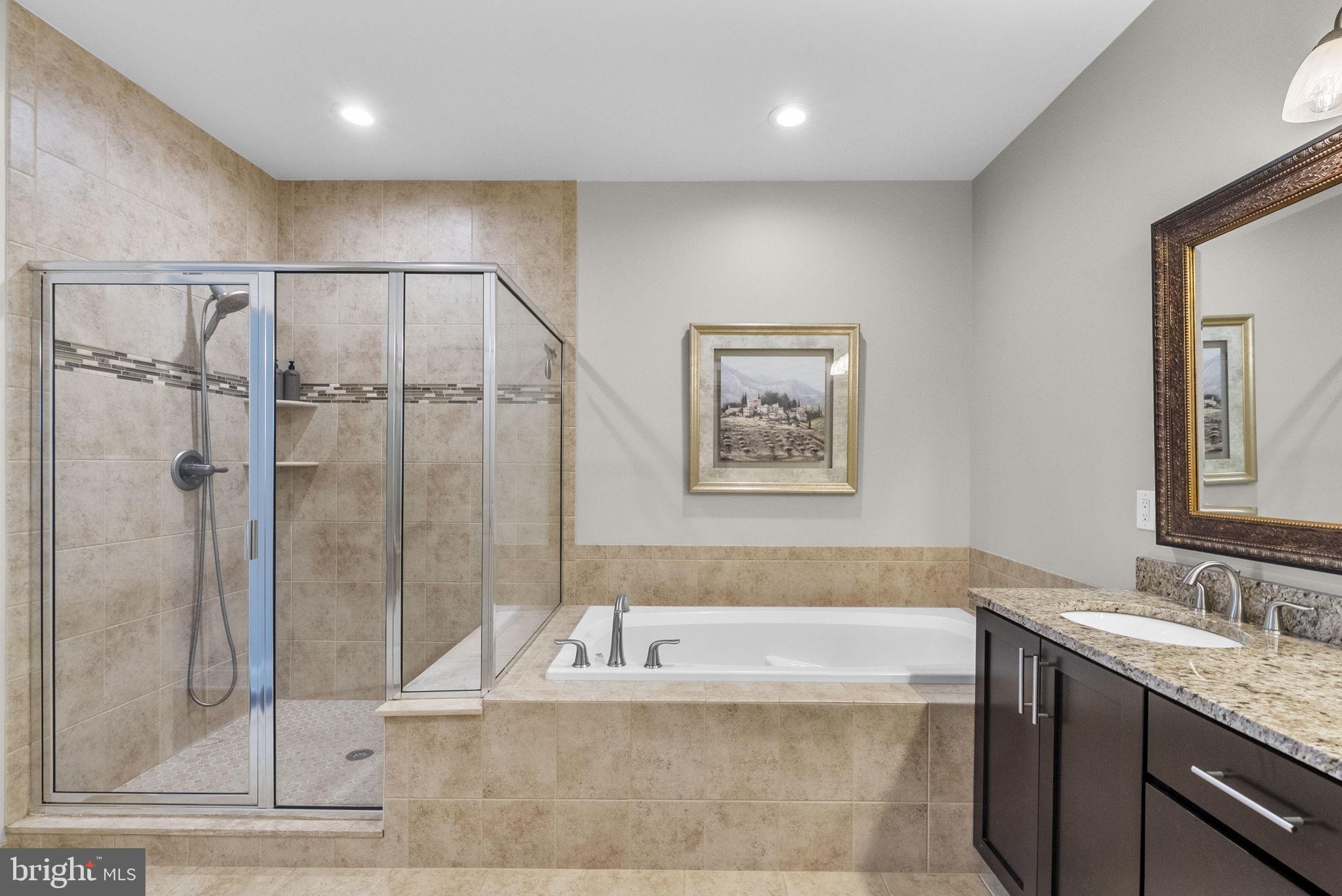 WALDEN SQUARE - Residential