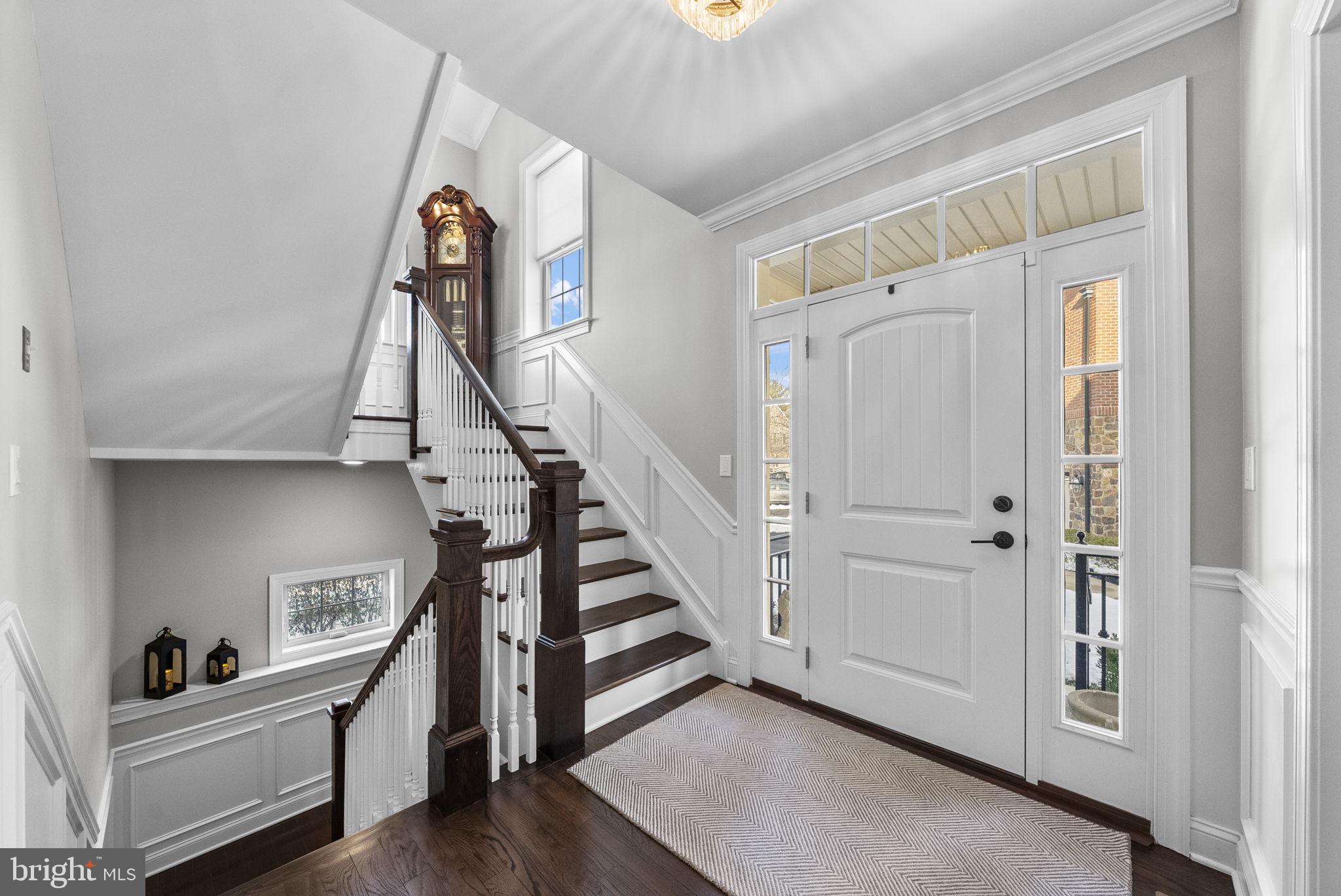 WALDEN SQUARE - Residential