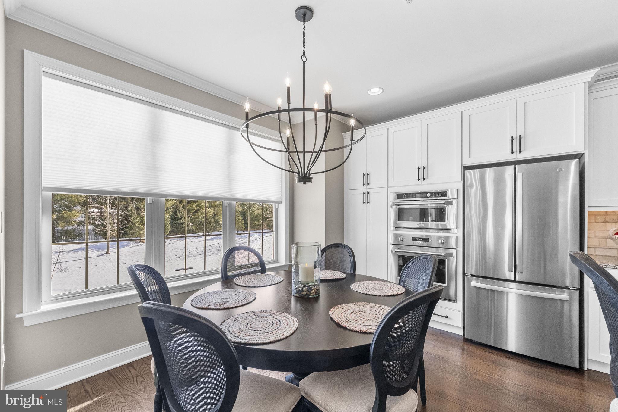 WALDEN SQUARE - Residential